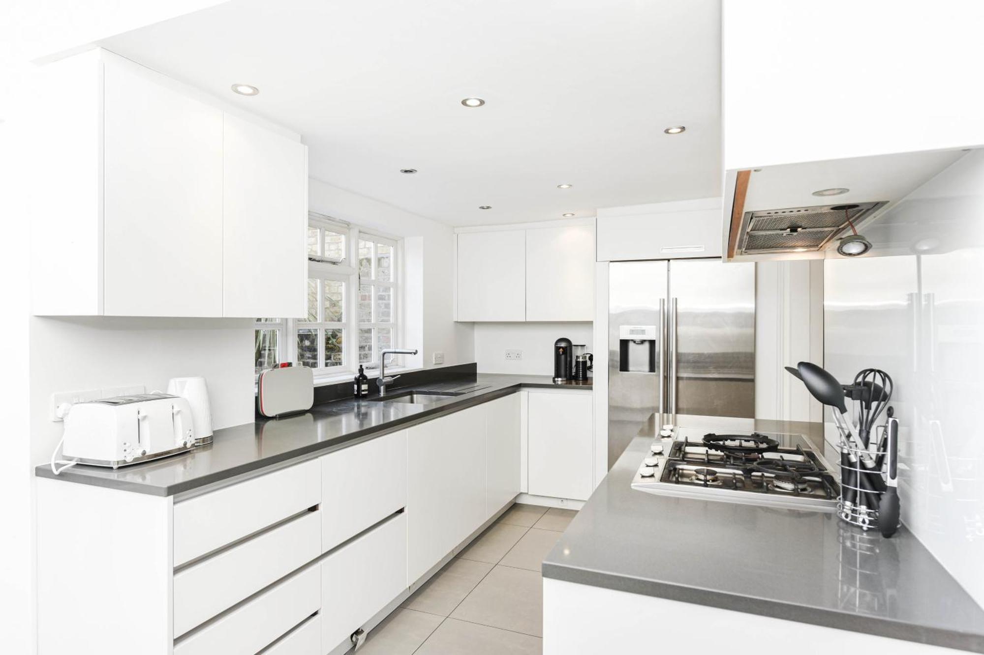 Holiday home Ivy Hamilton Gardens Pro-managed London