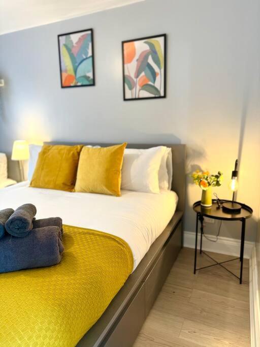 Garden 1-bed Flat 30min To Downtown & Free Parking Londen