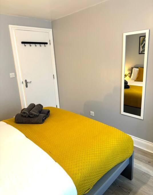 Garden 1-bed Flat 30min To Downtown & Free Parking * Londen