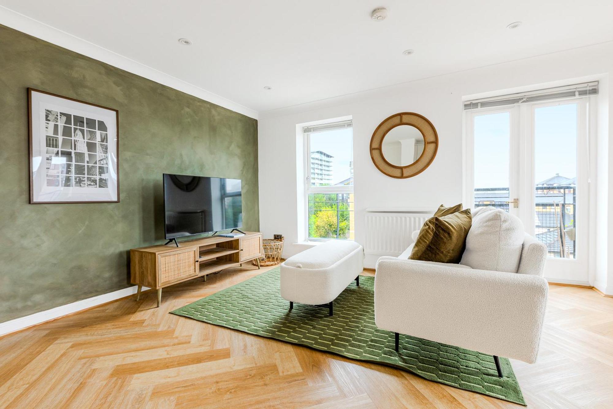 Bright New 2br Flat With Balcony Near Excel Appartement Londen