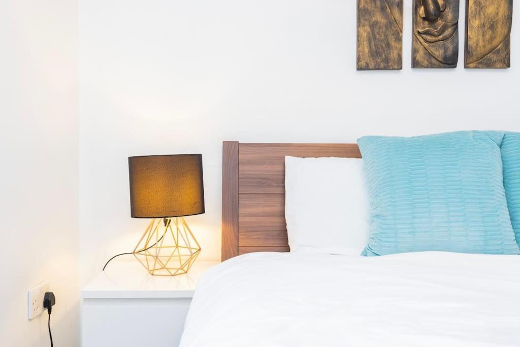 Lejlighed Modernised 3 Bed Pad Near Trendy Shoreditch Ground Floor With Balcony *