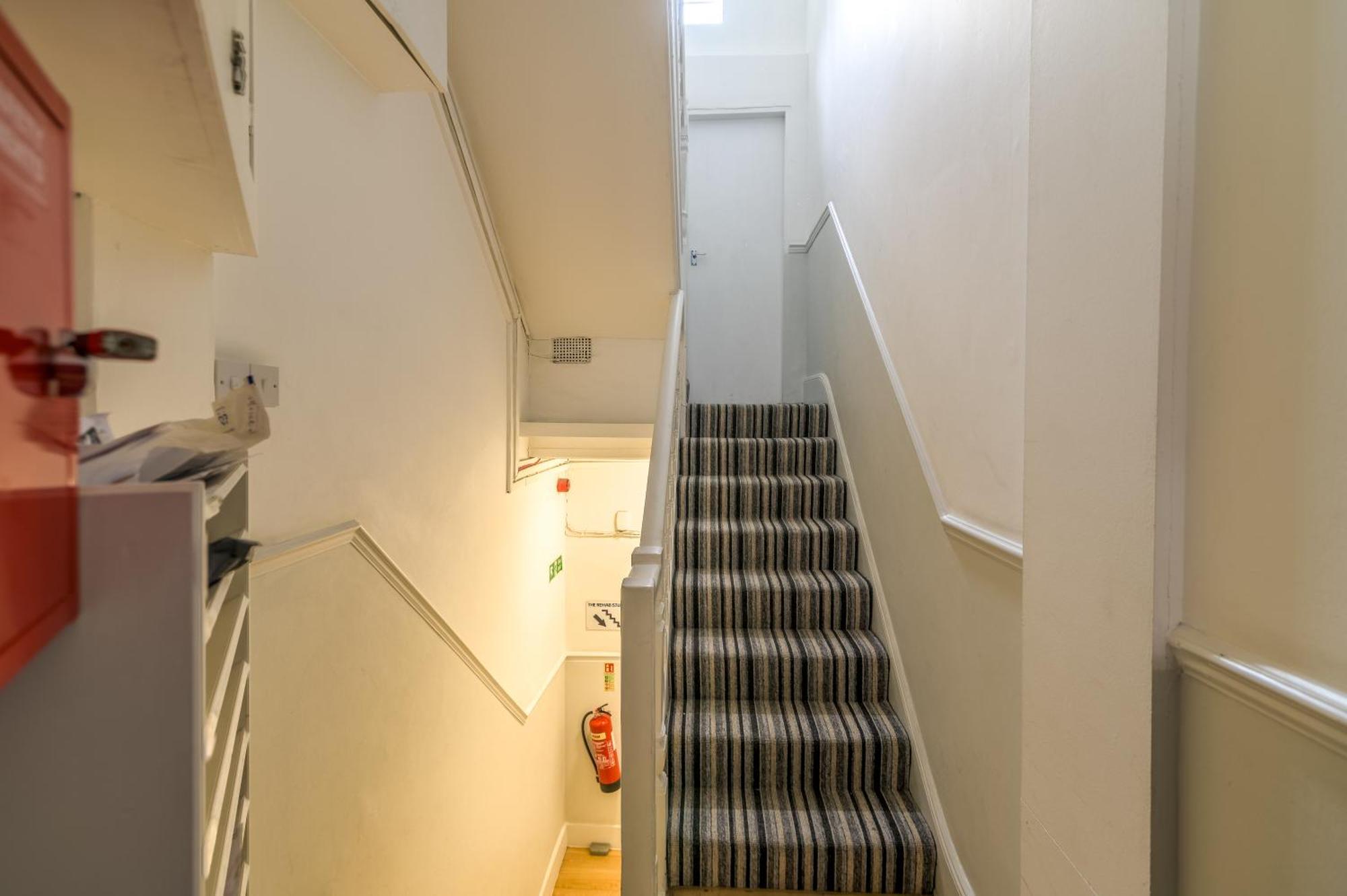 Two Bed By Livestay Short Lets & Serviced Near Oxford Circus Leilighet *