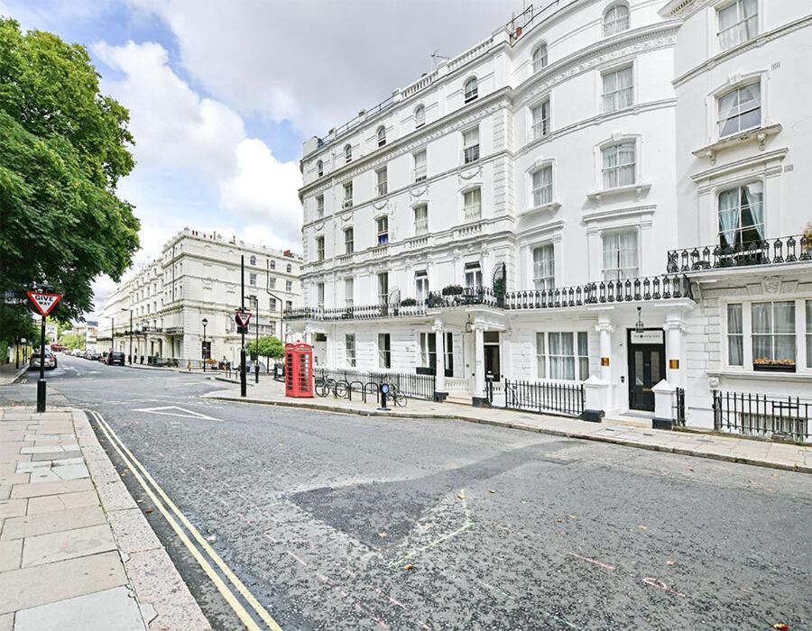The Chapter - The J Hyde Park Hotell