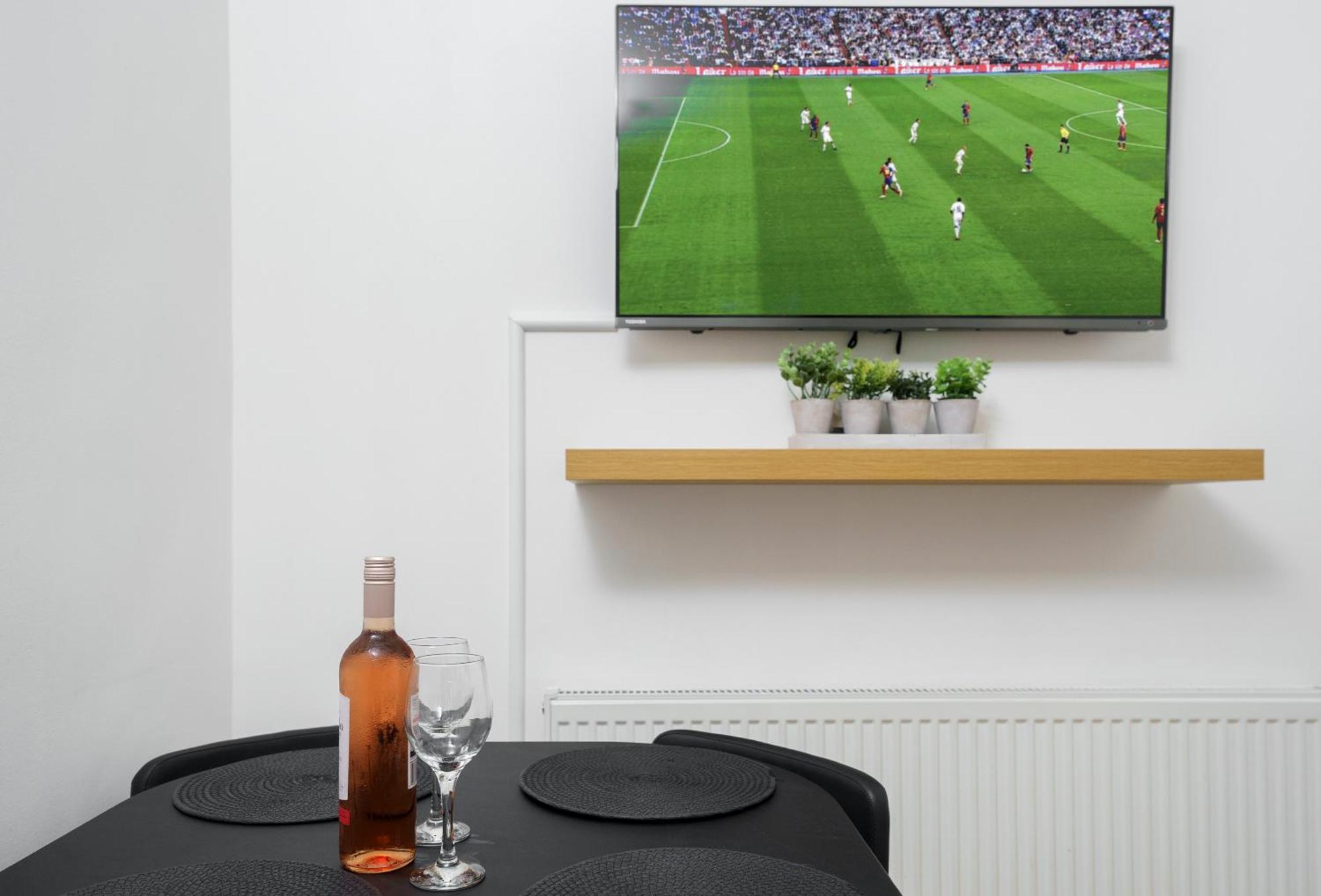 Cozy 2-bed Garden Flat, Wembley Appartement *