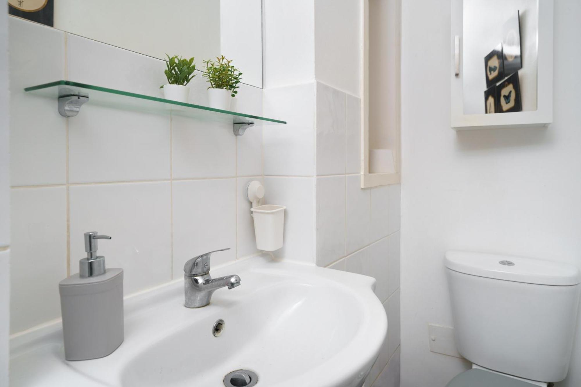 Cozy 2-bed Garden Flat, Wembley Appartement *