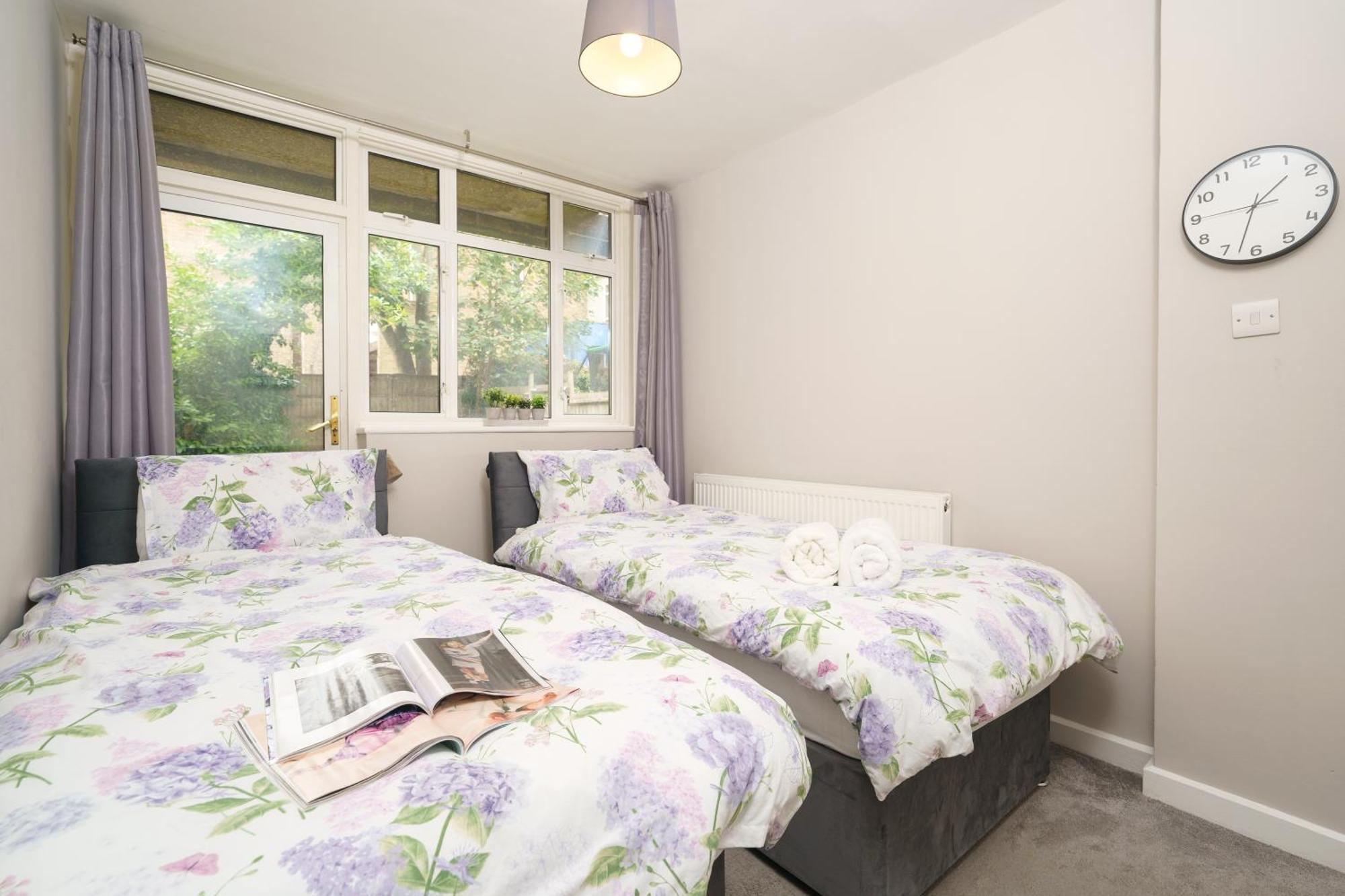 Cozy 2-bed Garden Flat, Wembley Appartement Londen