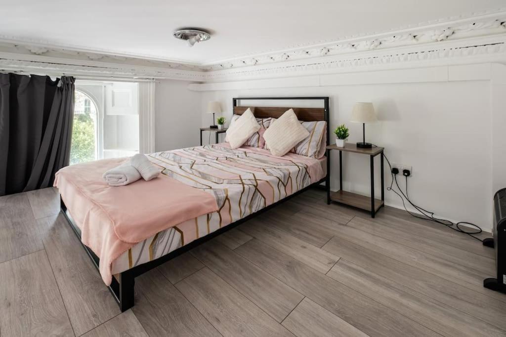 Quiet Terraced For Relaxing Escapes Leilighet *