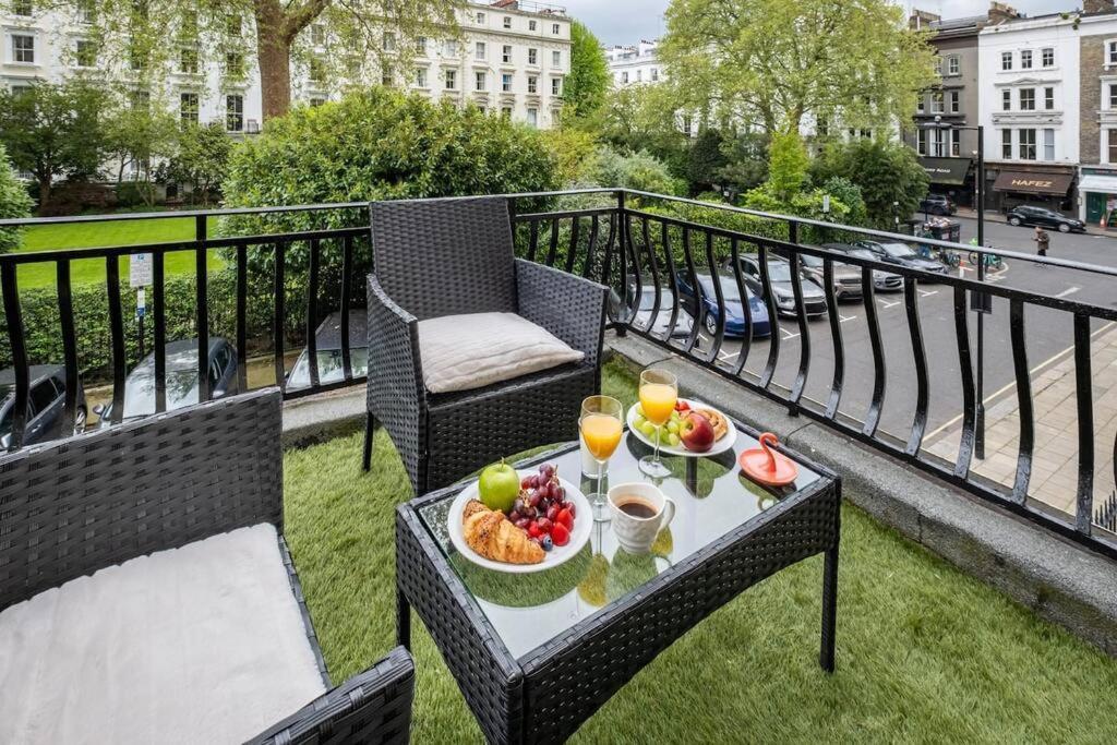 Quiet Terraced For Relaxing Escapes *