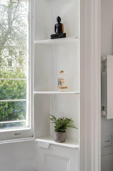 Quiet Terraced For Relaxing Escapes