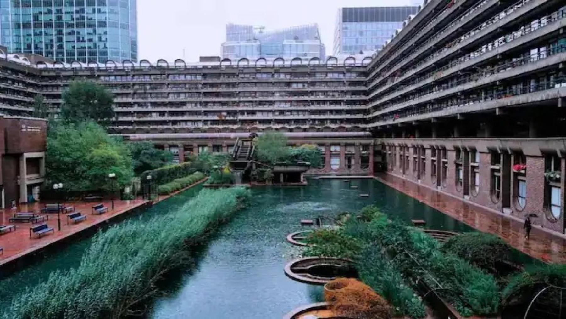 Lavish 2 Bedroom Flat With Private Balcony In Clerkenwell, Barbican * Londen