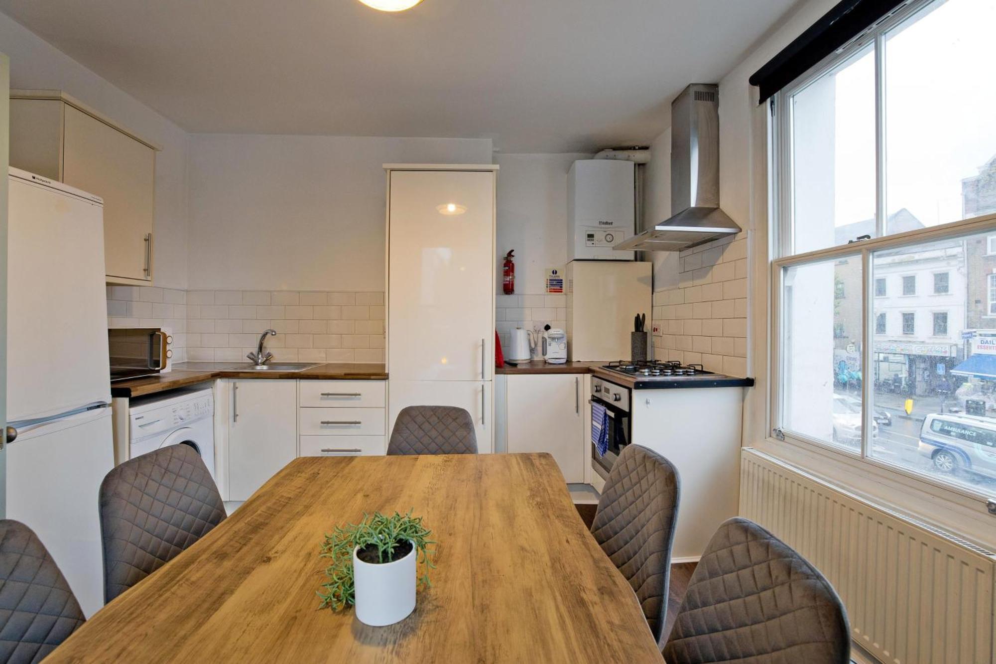 Imperial New Road Whitechapel * London