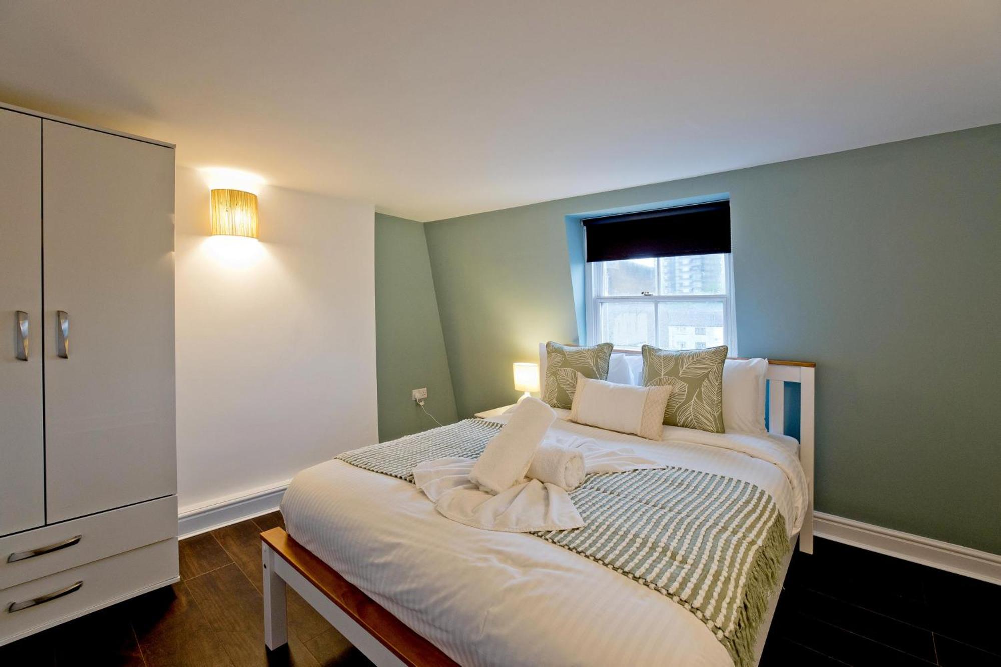 Apartment Imperial New Road Whitechapel
