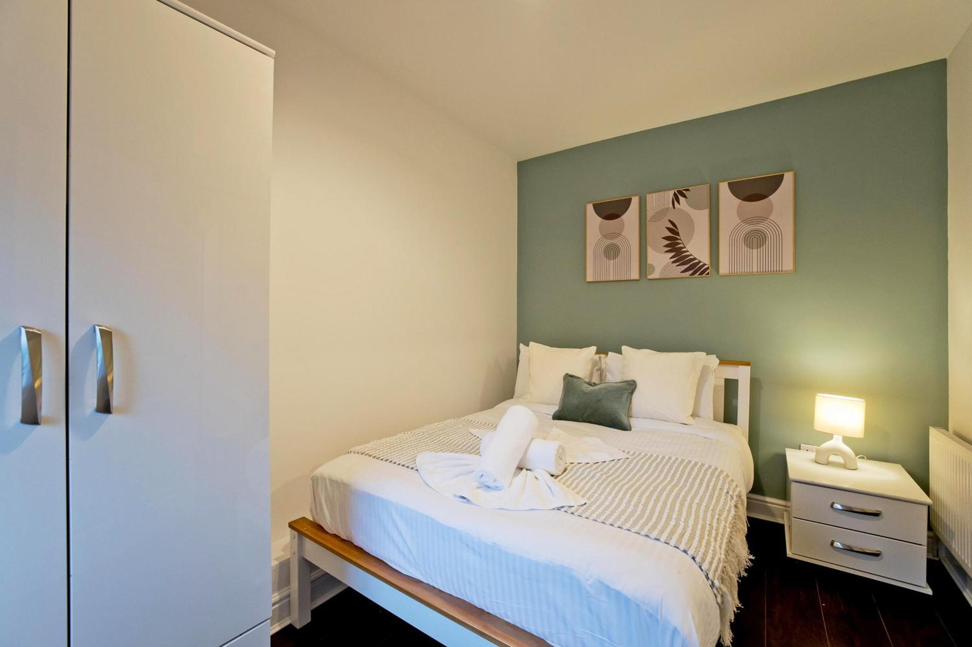 Imperial New Road Whitechapel Apartment London