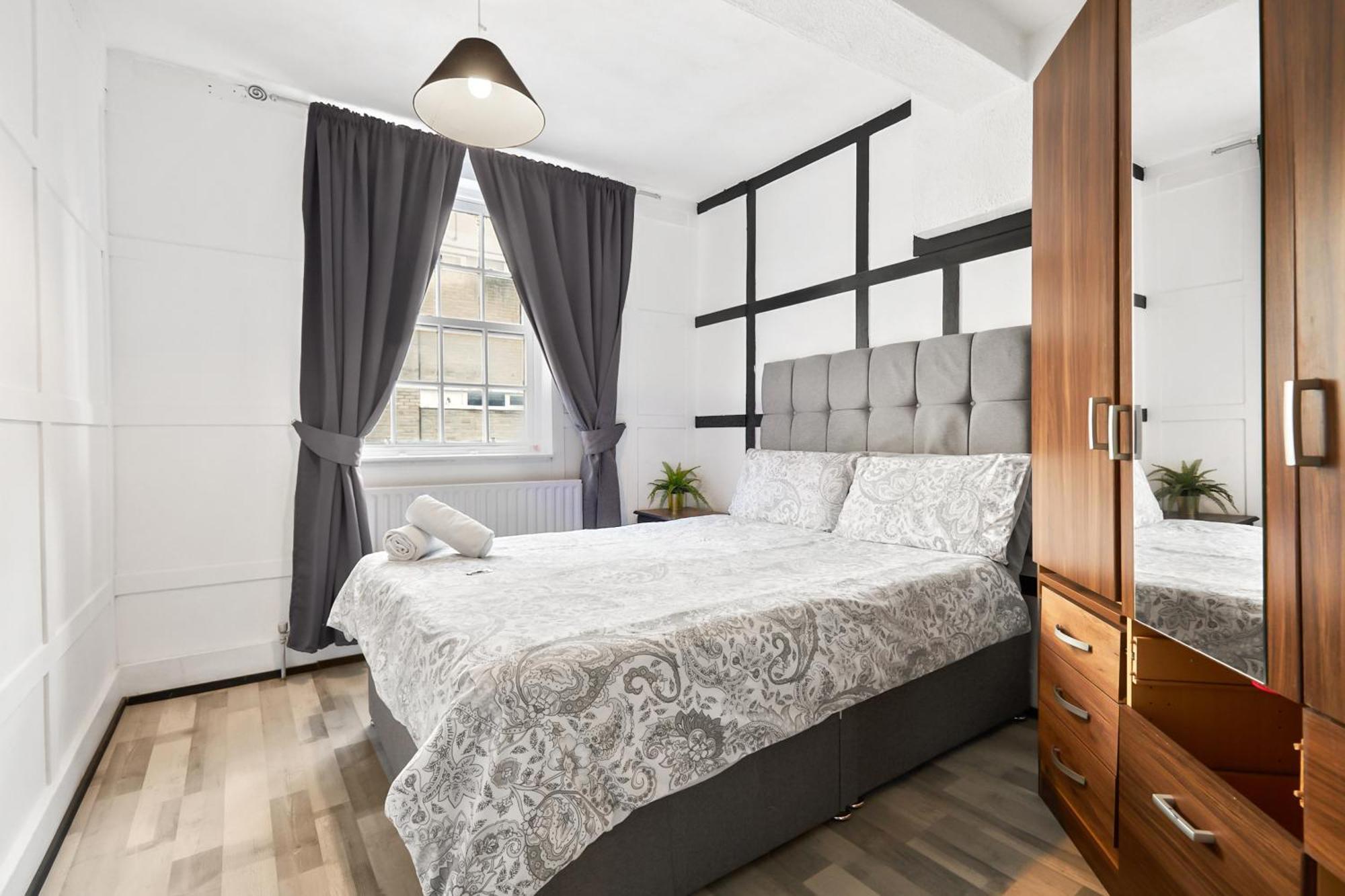 Double Bedroom 5 Minute Walk To Tower Bridge London