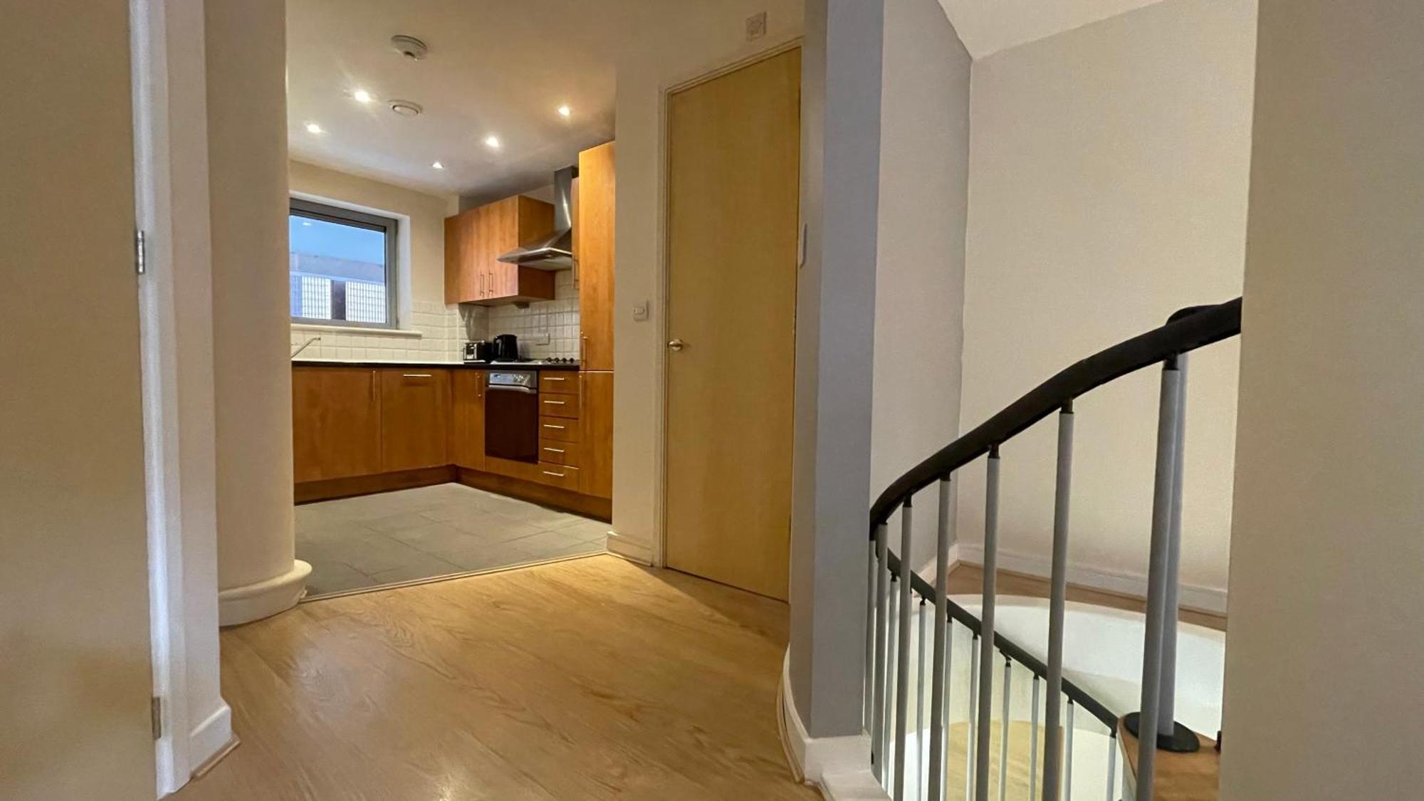 4- Bedroom , 1 Living Flat Near Emirates Stadium Appartamento *