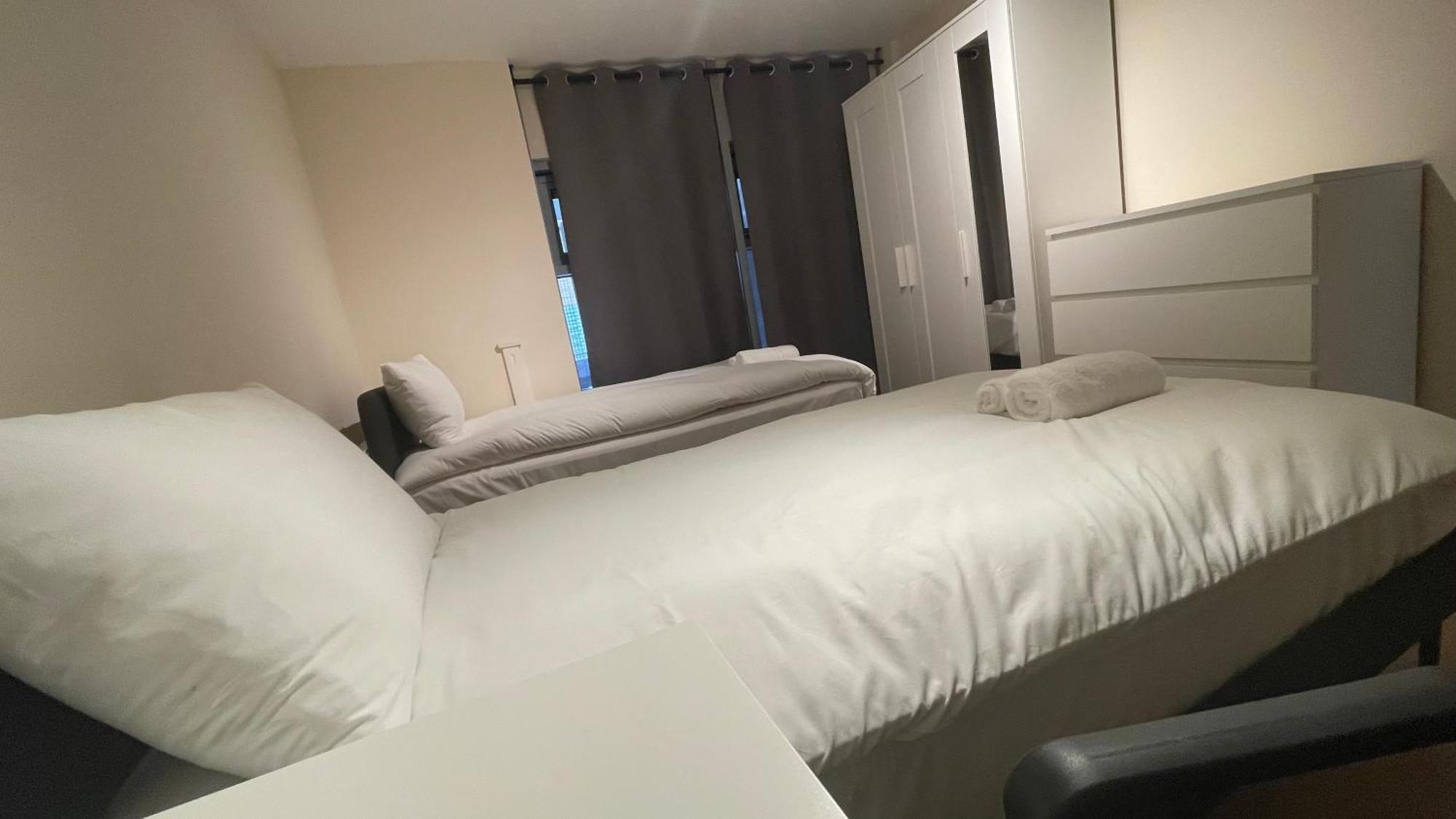 4- Bedroom , 1 Living Flat Near Emirates Stadium Appartamento