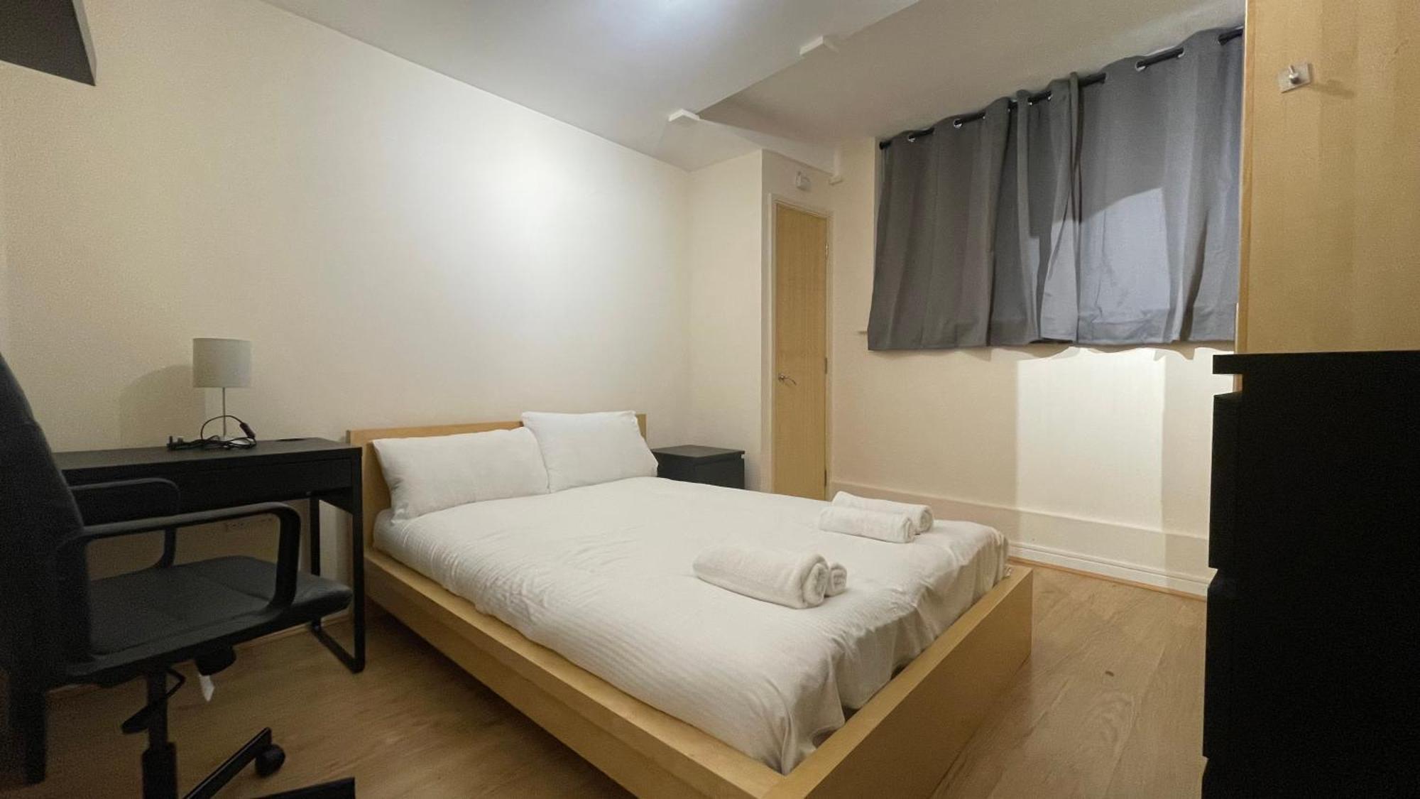 4- Bedroom , 1 Living Flat Near Emirates Stadium Appartamento *