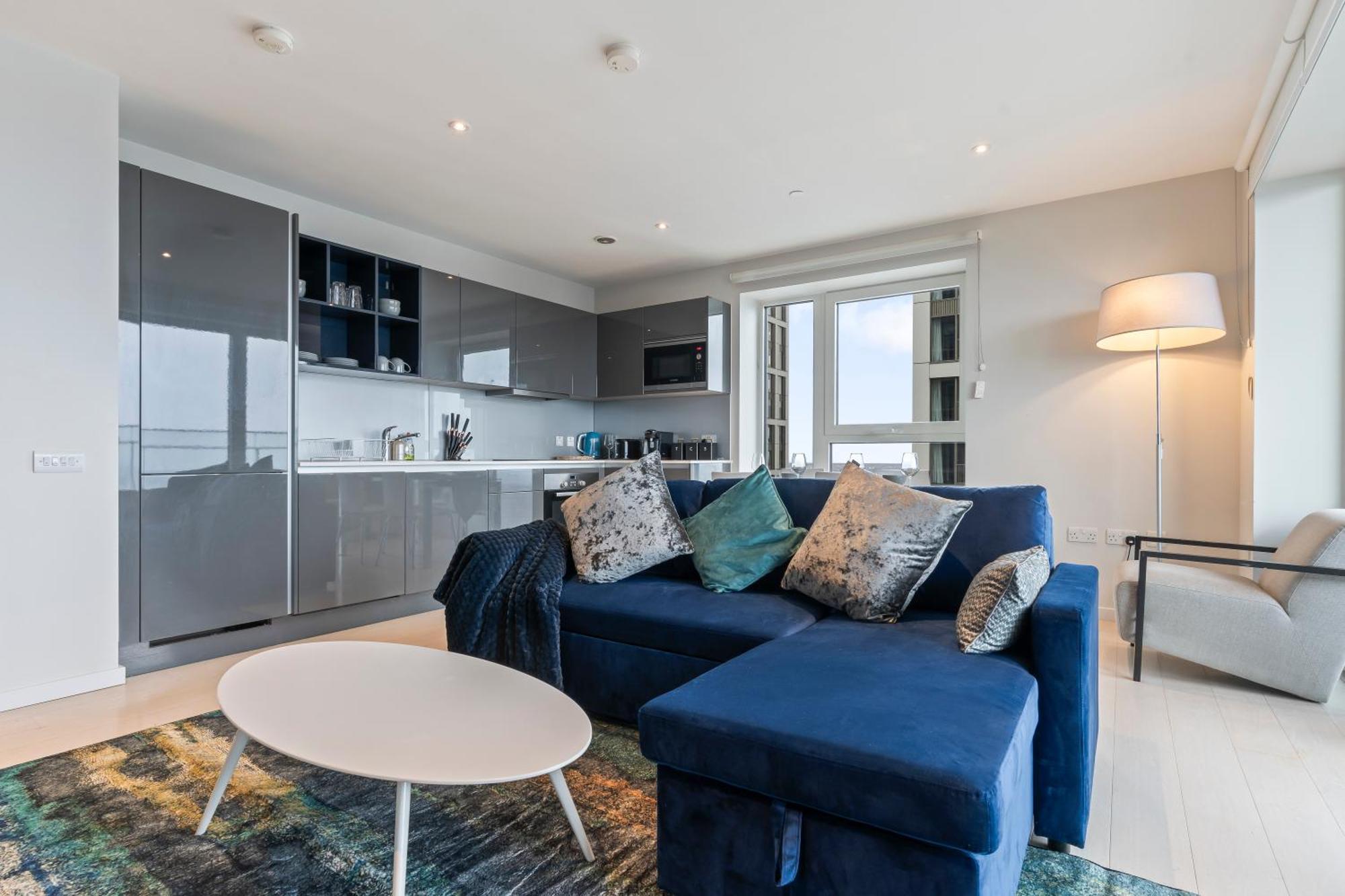 Elegant 2 Bed Within Many Attractions Leilighet London