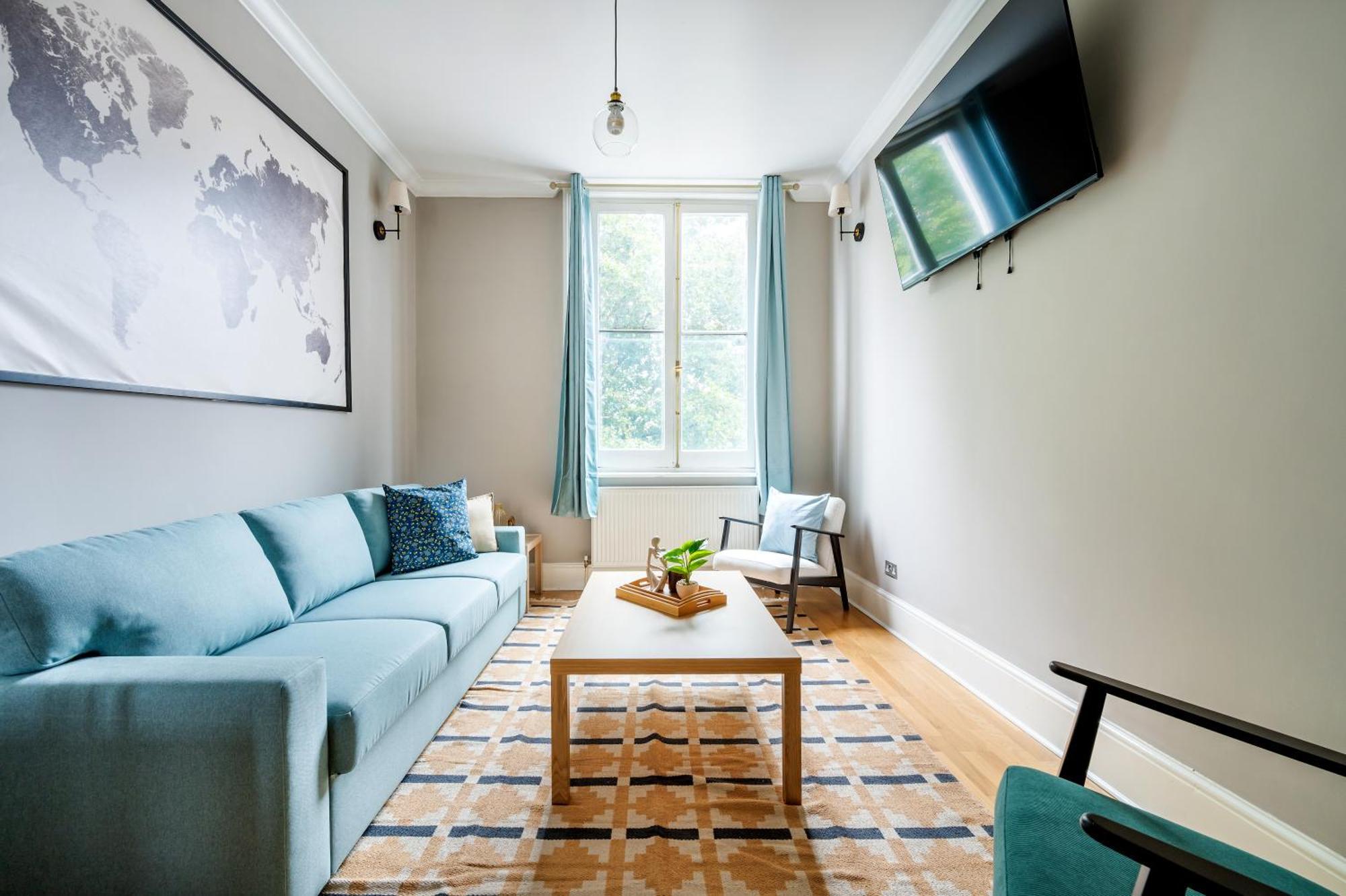 Appartamento Large 1 Bedroom In Center Of 2 *
