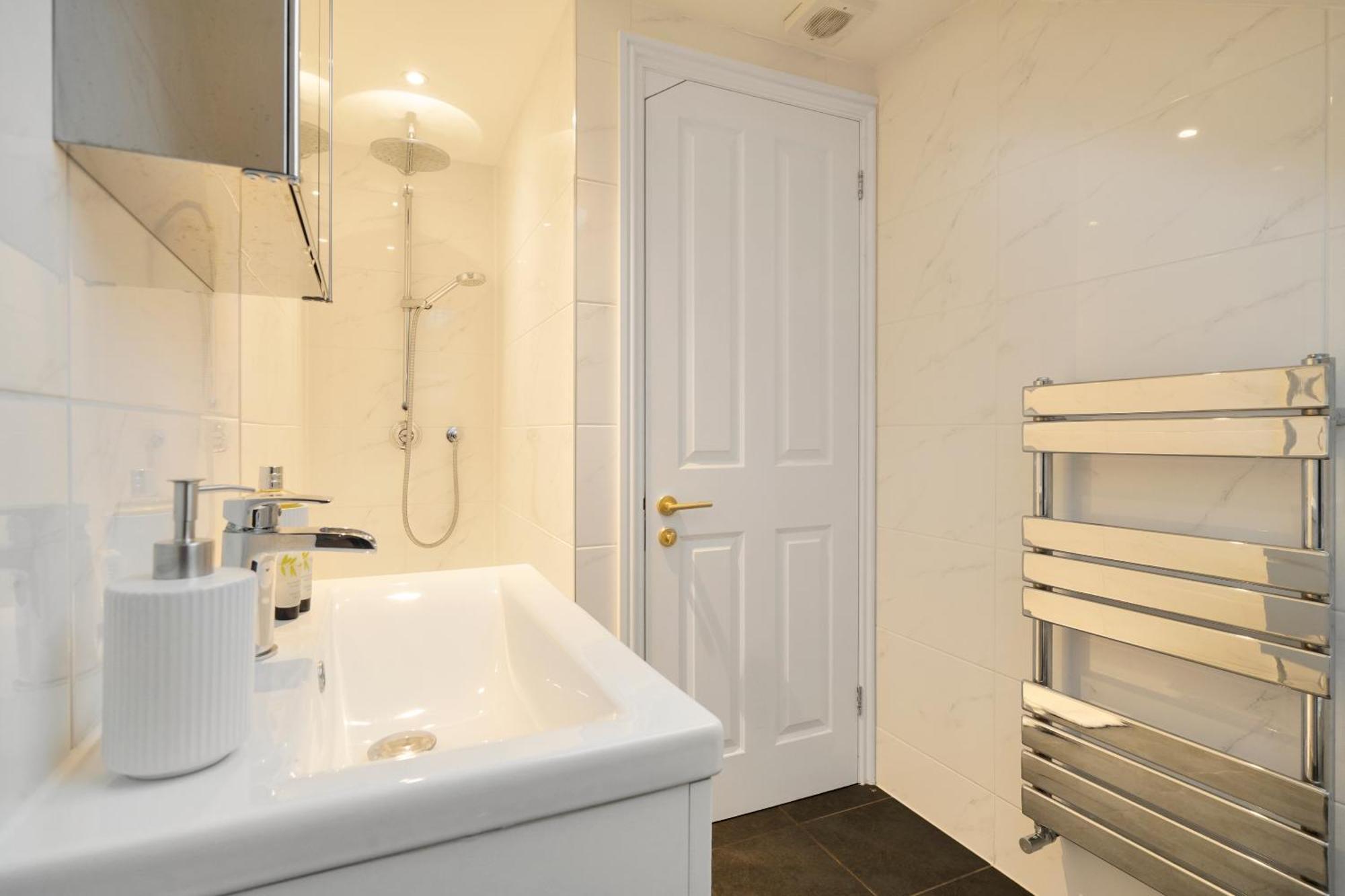 Appartement Luxury - In Battersea Park & Power Station Londen