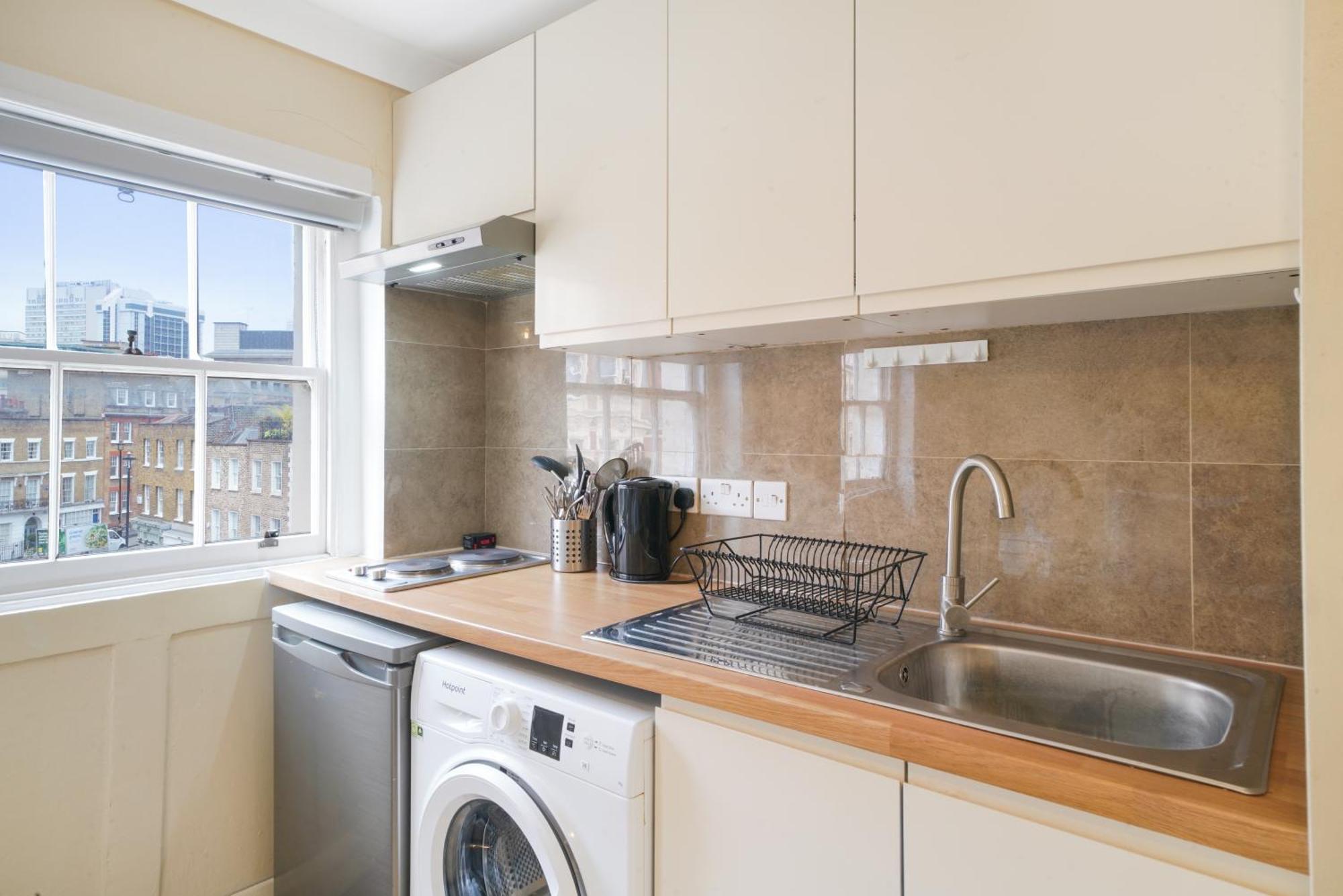 Appartement In Prime W1 *