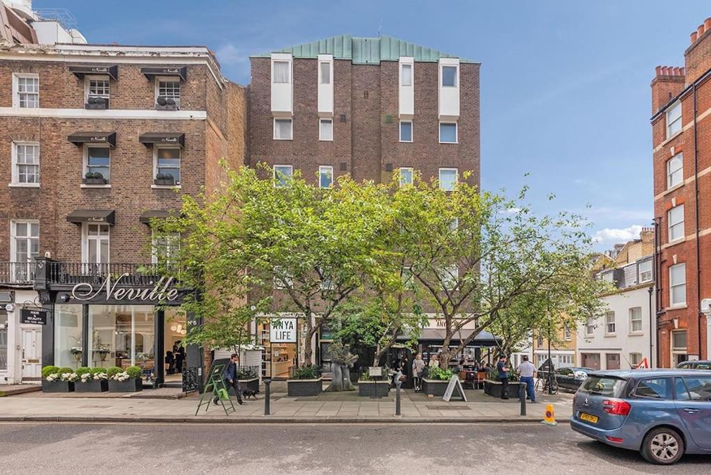 Modern And Airy Belgravia Living Lägenhet London