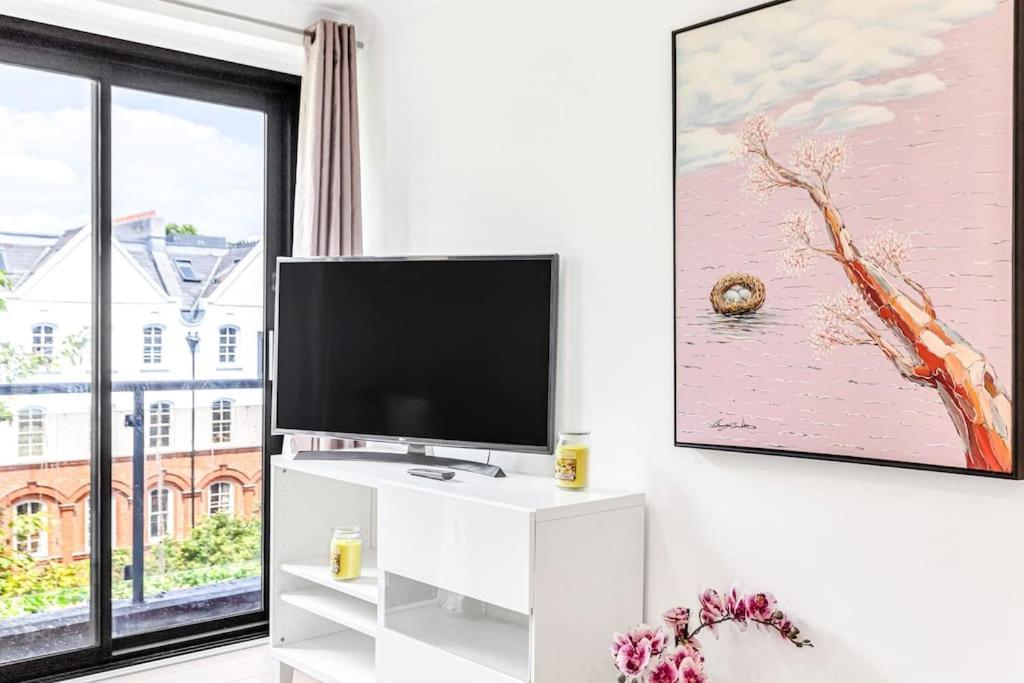 Luxaway In Earls Court - Sleeps Up To 10 Appartamento Londra