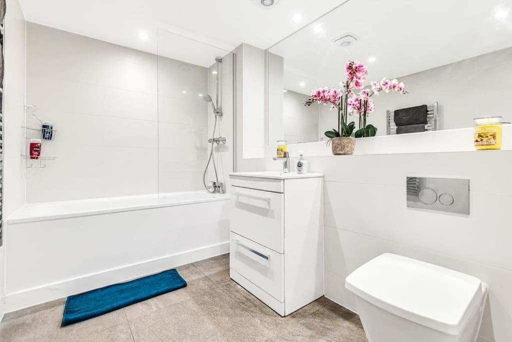 Luxaway In Earls Court - Sleeps Up To 10 * Londra