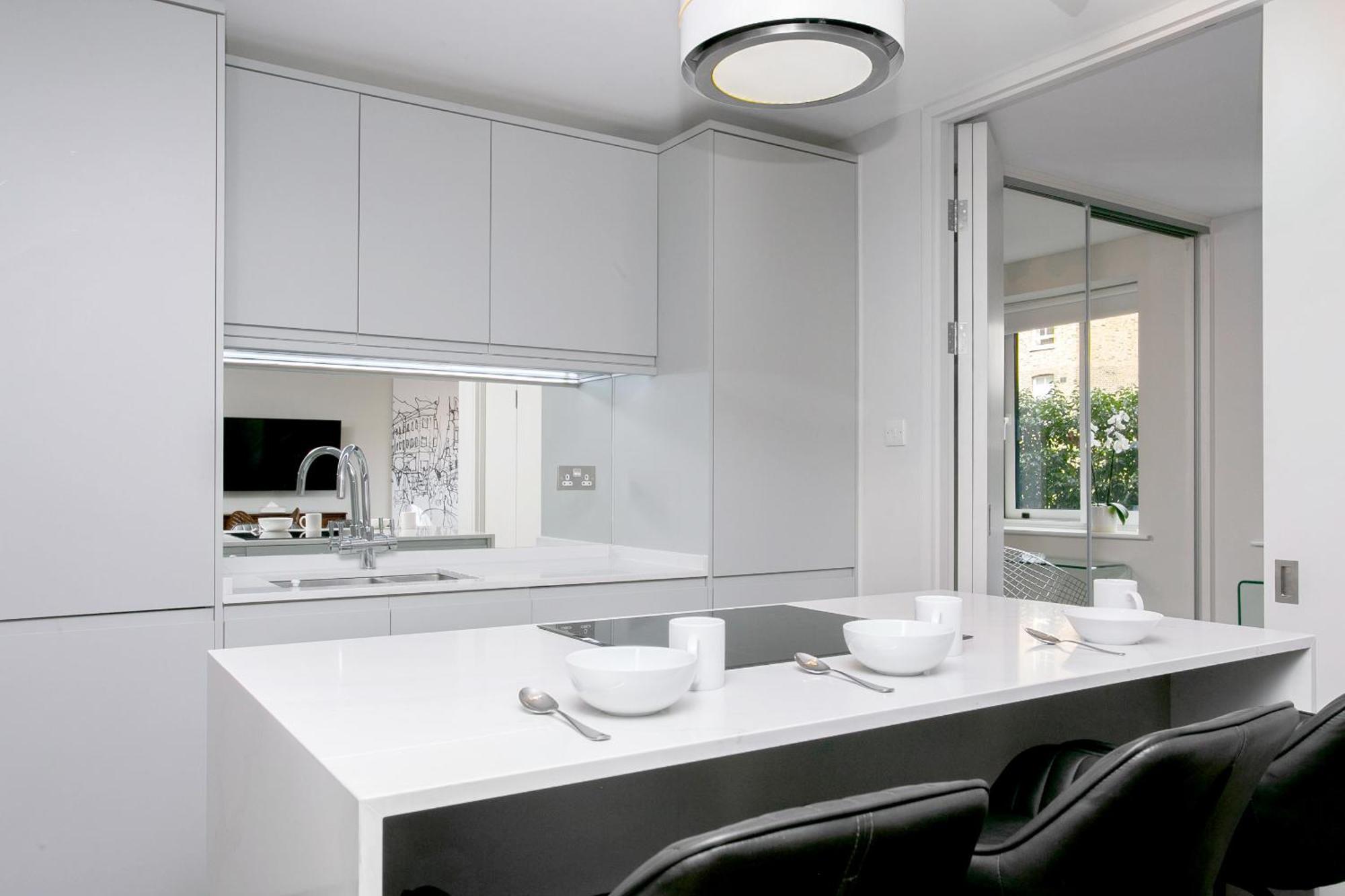 Luxurious Earls Court - Kensington And Chelsea Gem Lägenhet *