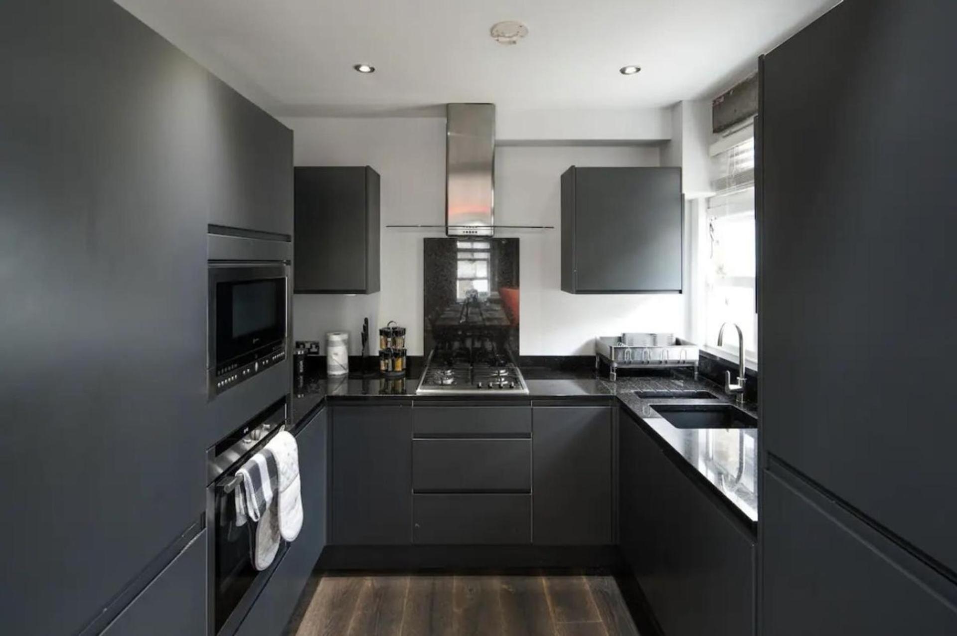 Apartment Luxury Penthouse Located Near Old Street