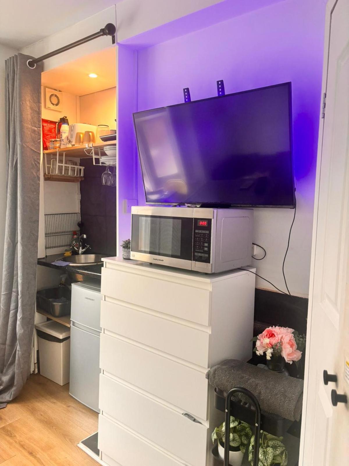 Apartment Comfy In Wandsworth Town London