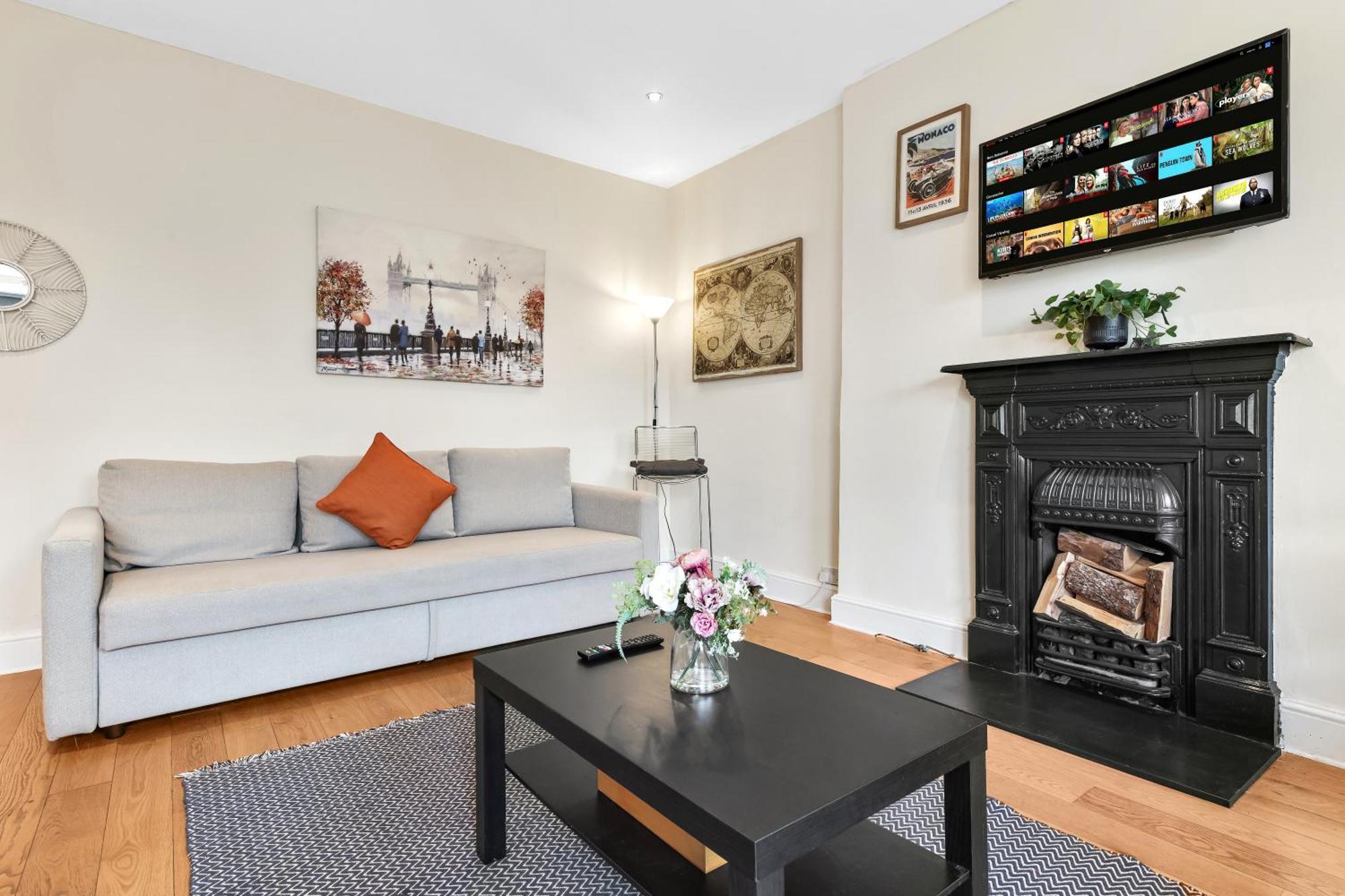 Spacious Sleep 11 With Terrace In Earls Court Ec99 Lägenhet London