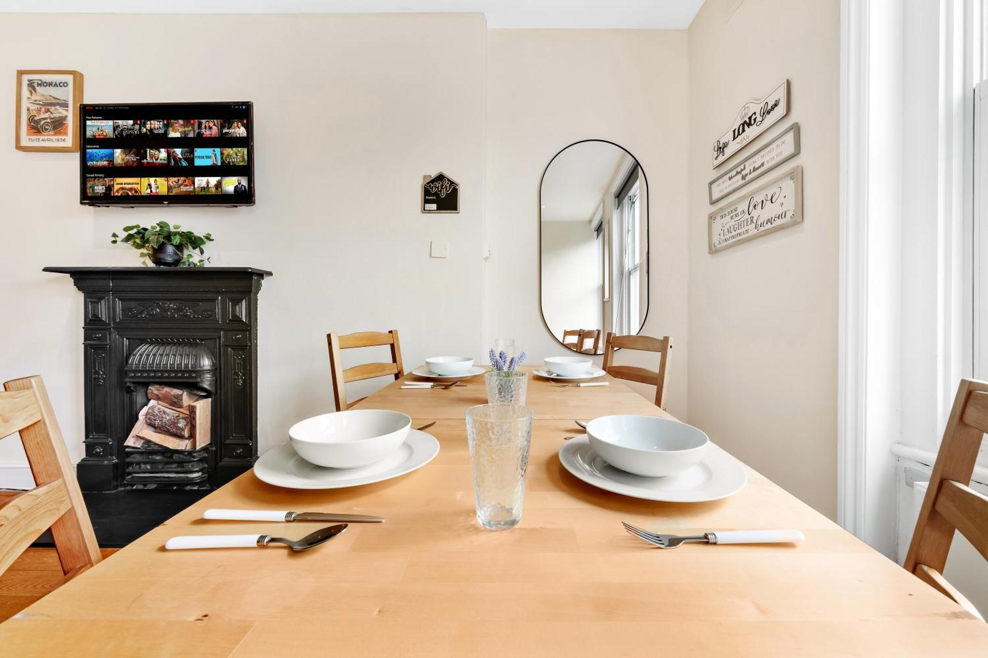 Spacious Sleep 11 With Terrace In Earls Court Ec99 Lägenhet London