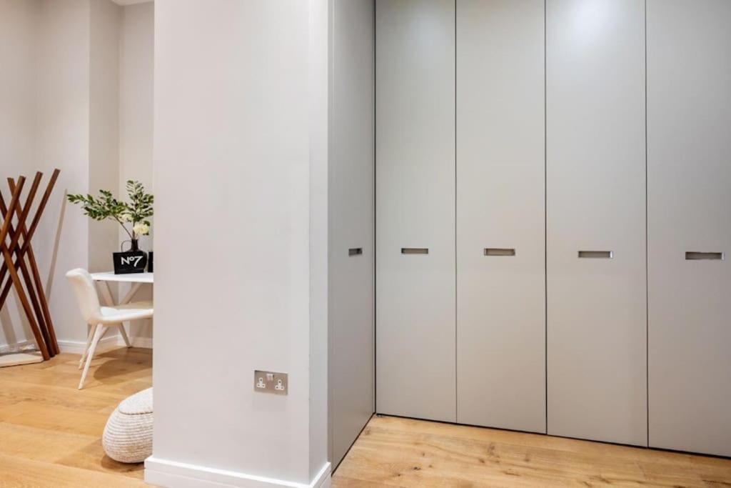 Three Bedroom, Leicester Square Duplex Holiday home *