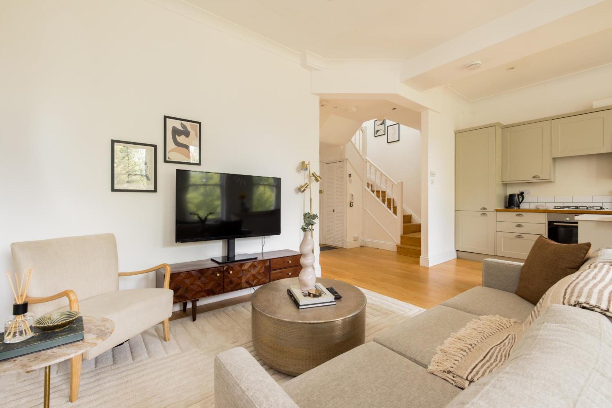 The Philbeach Gardens Place - Lovely 5bdr Flat With Terrace * Londen