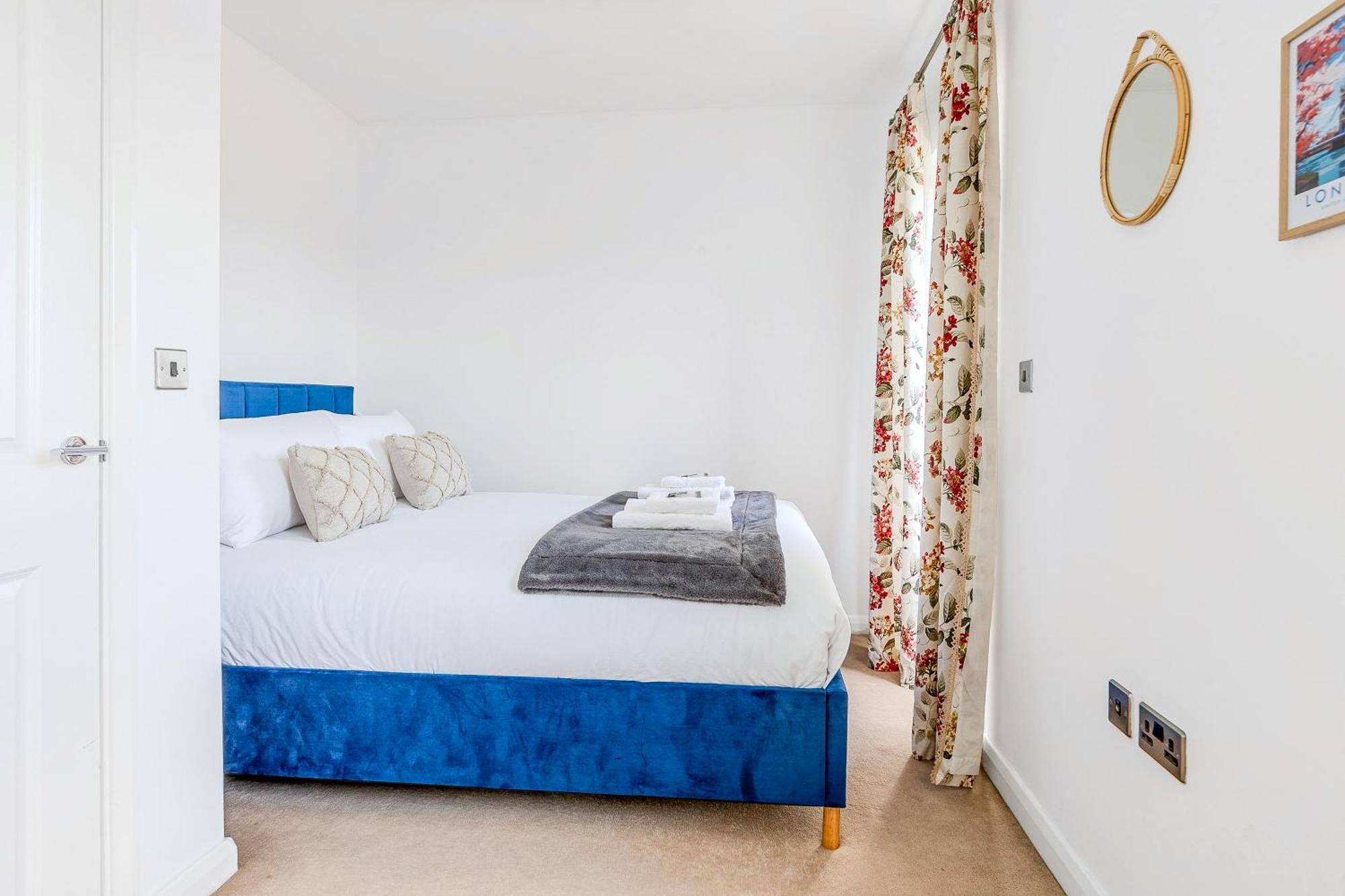 Ferienhaus Peaceful 4br With Garden& Parking In Walthamstow