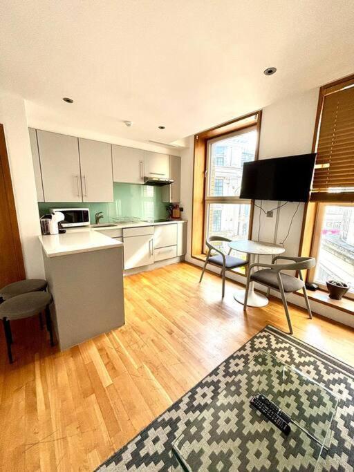 Lägenhet 1 Bedroom In Piccadilly Circus - Cov1