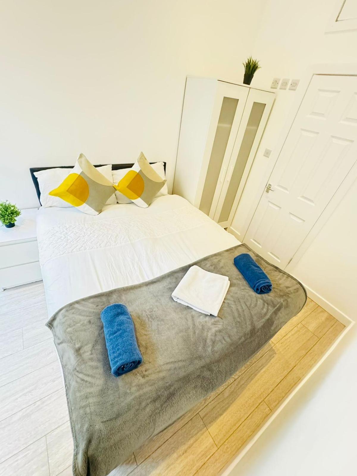 Harrow Road One Bedroom Appartement