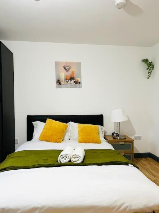 Luxurious Flat In * London