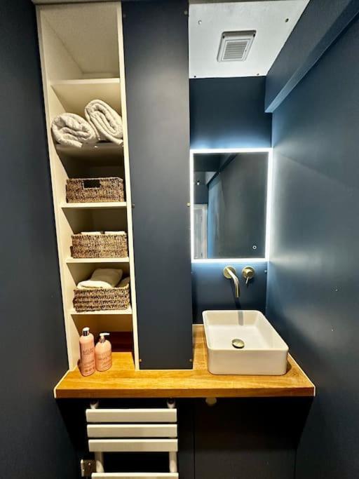 Apartment Design Studio In Paddington Gt London