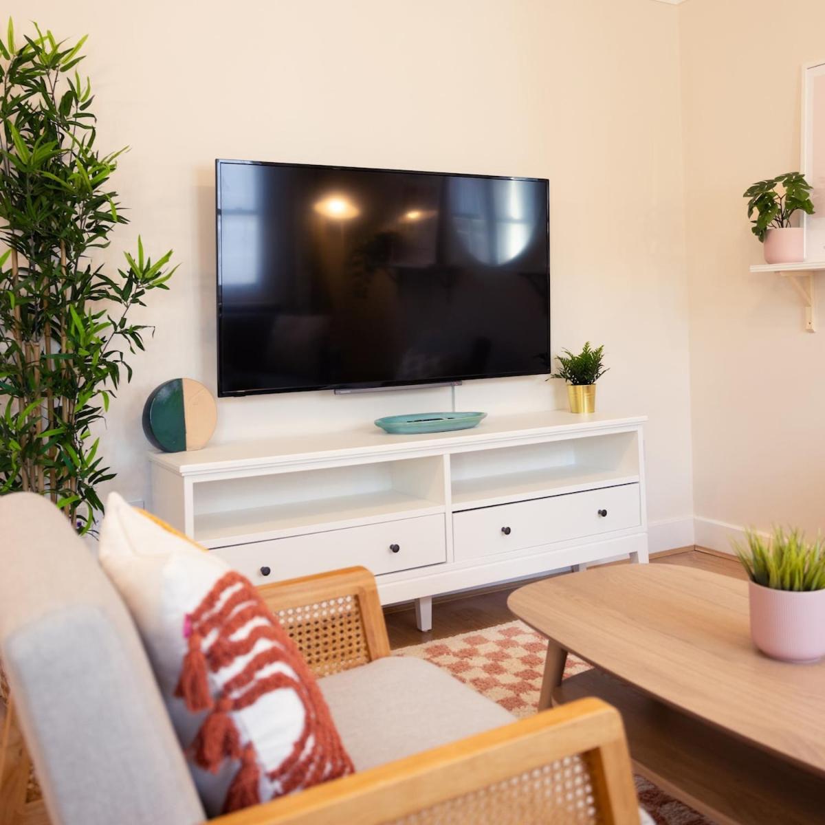 Centre Hideaway 100m From Trafalgar Square Lägenhet London