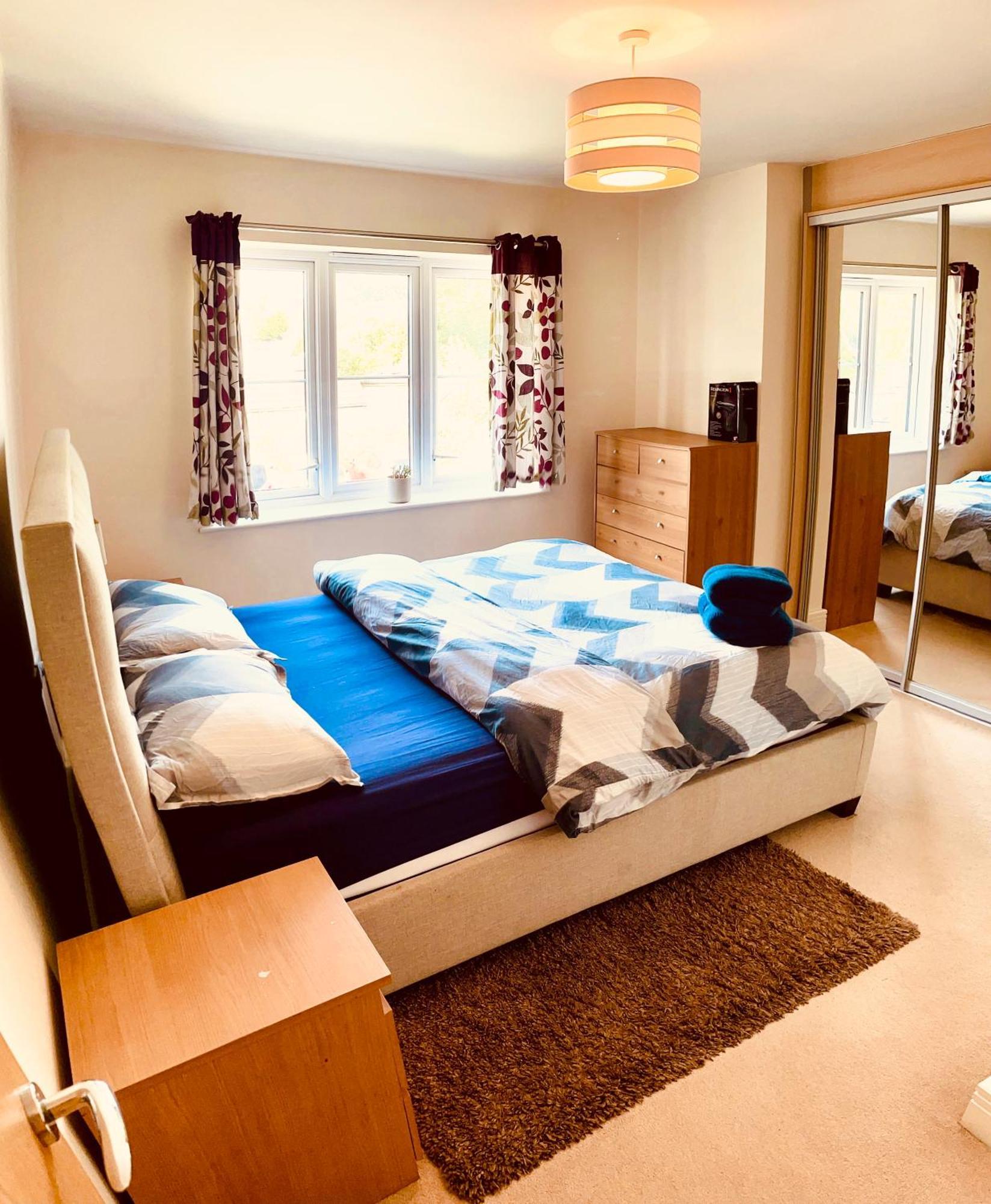 Lägenhet 2 Bed Luxury Flat Nxt To Station *