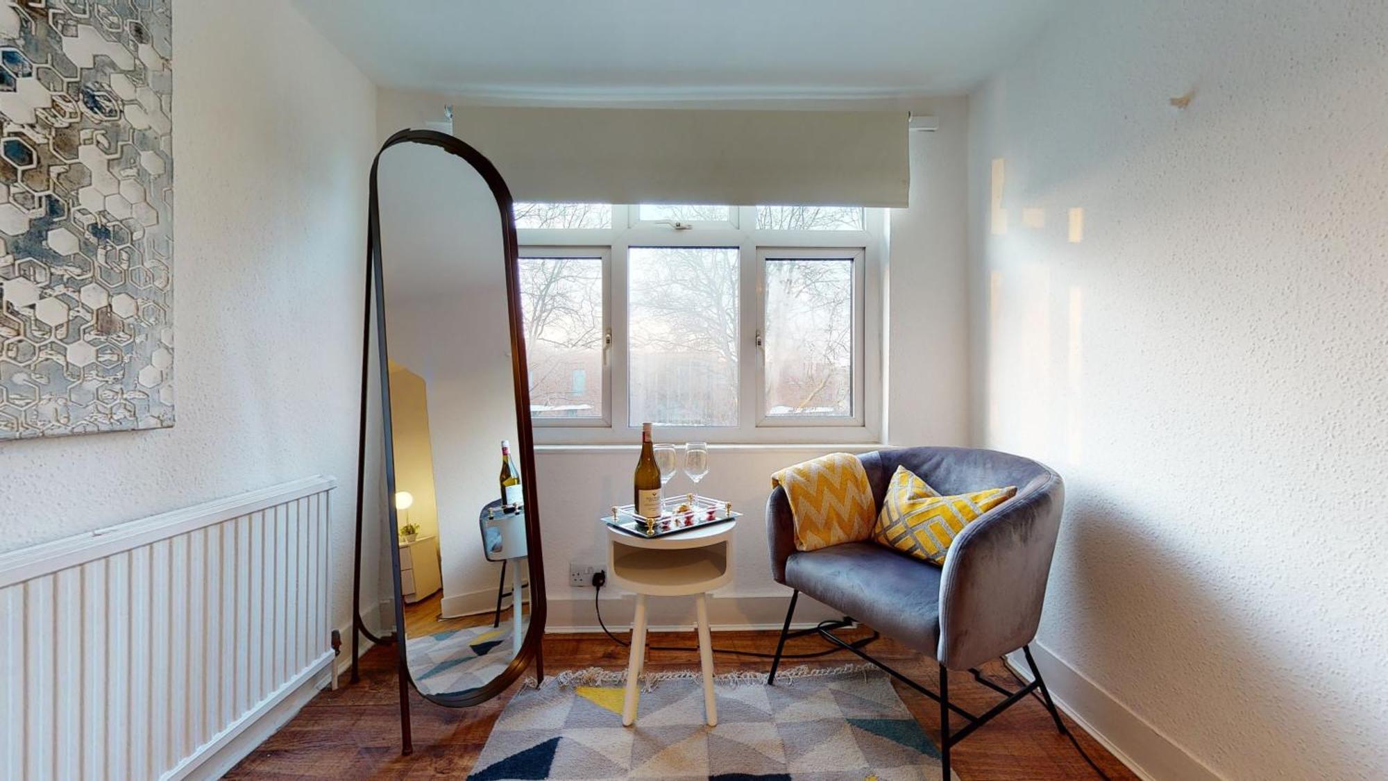 Large Dulwich 3 Bedroom Near Kings College Hospital