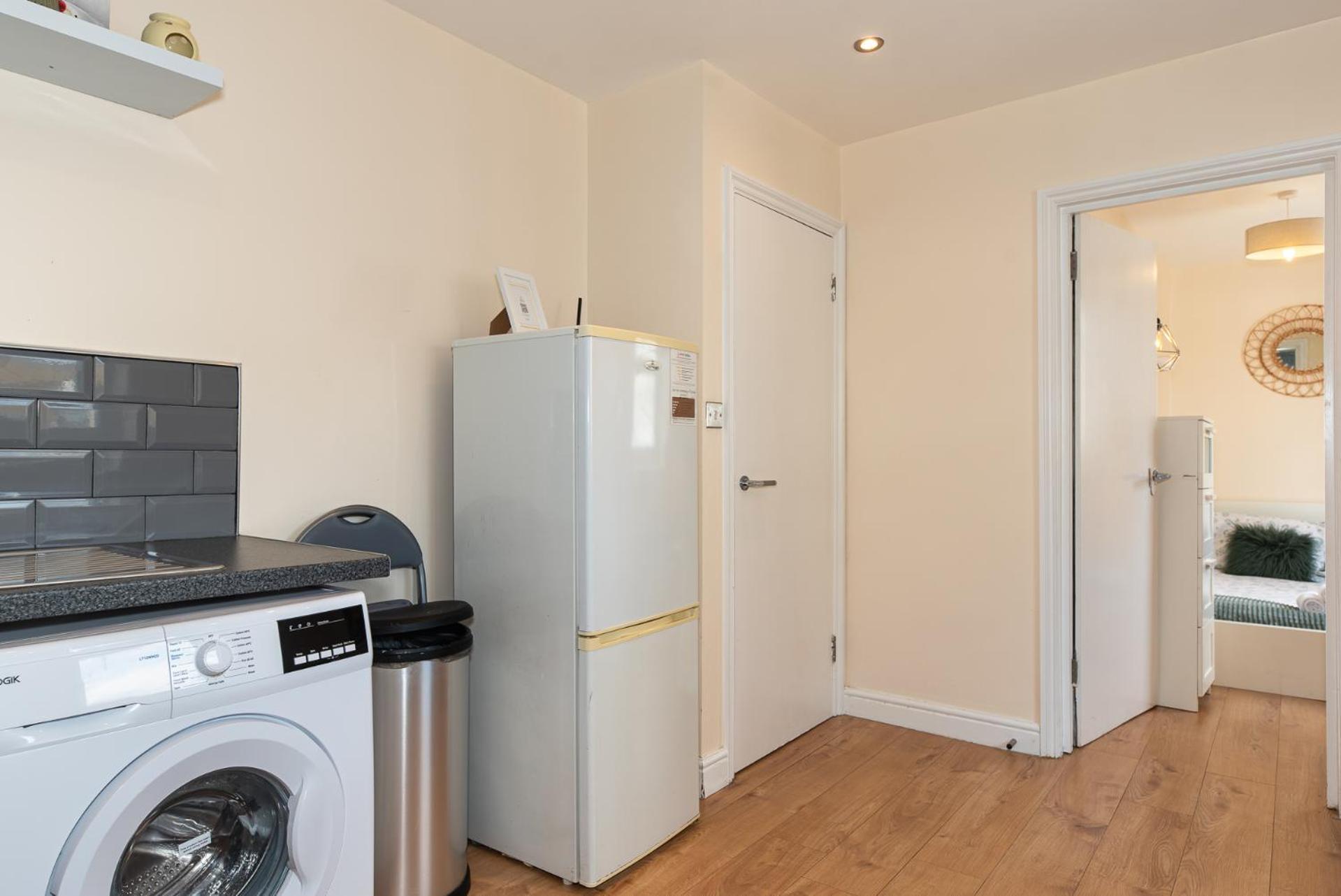 Lejlighed Lovely 3 Bed In The City Of