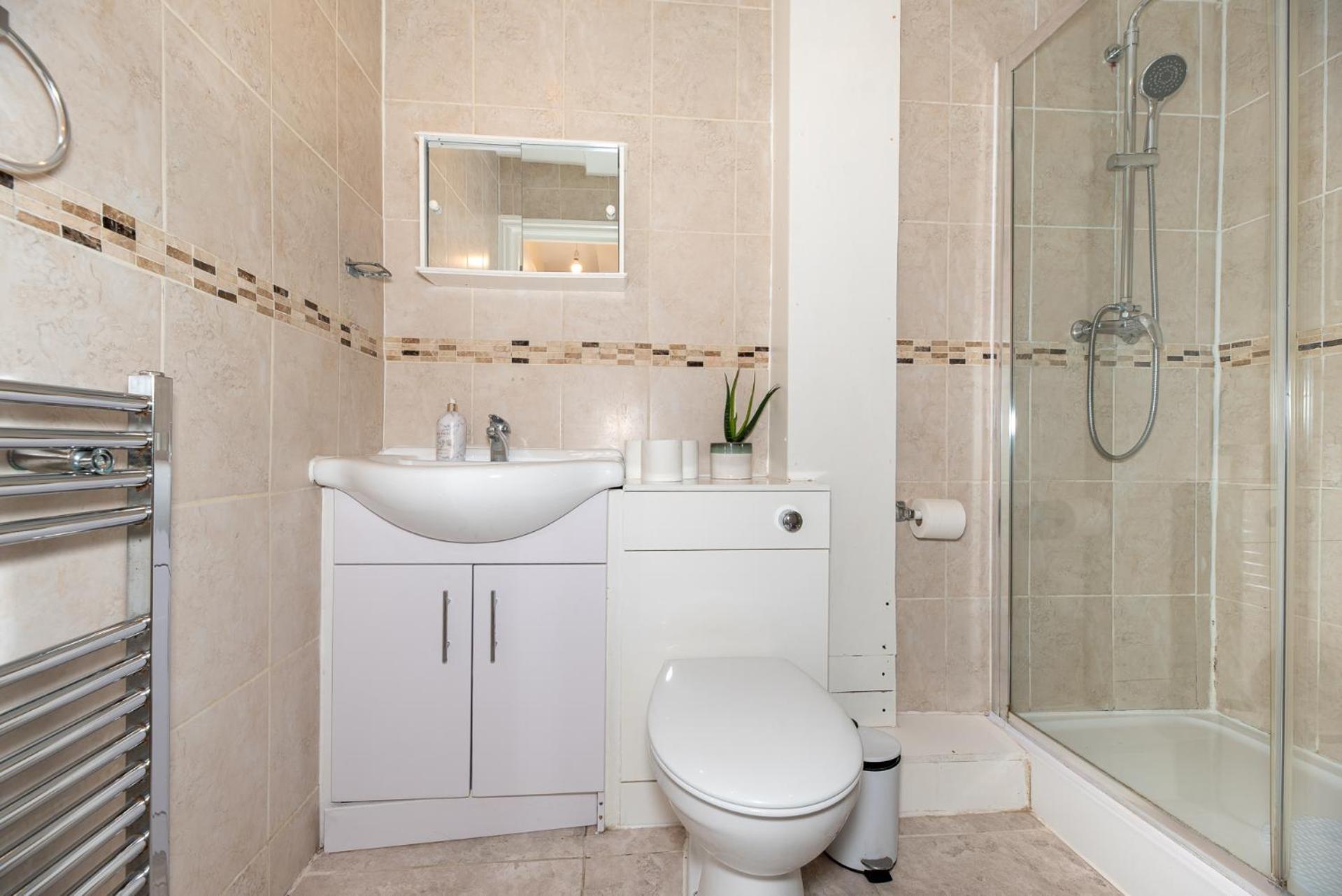 Lejlighed Lovely 3 Bed In The City Of