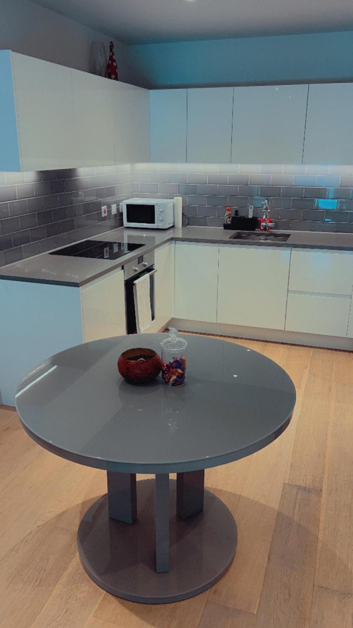 Luxe 2 Bedroom And Sofa Bed - Up To 6 Guests Appartement Londres