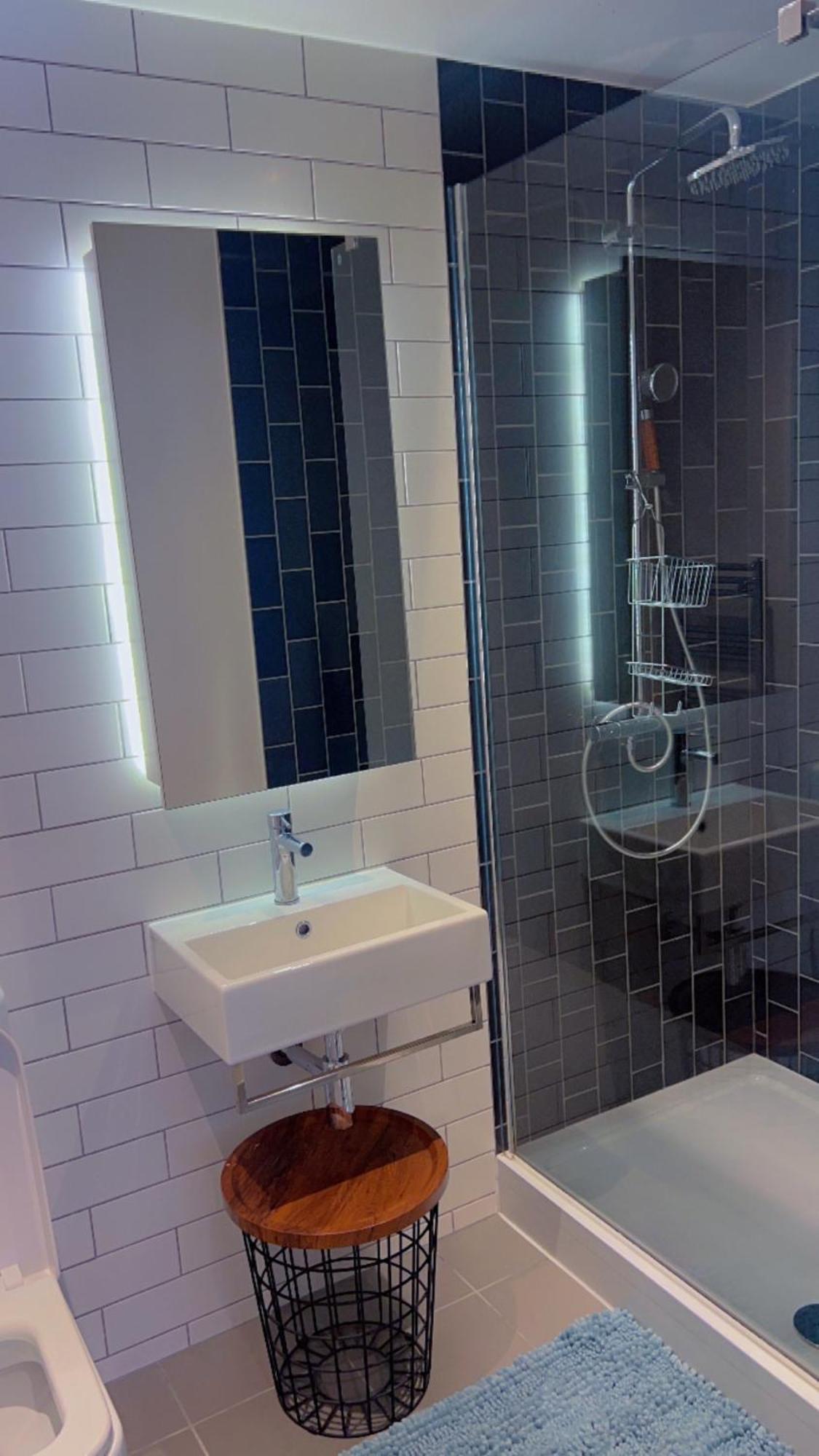 Appartement Luxe 2 Bedroom And Sofa Bed - Up To 6 Guests Londres