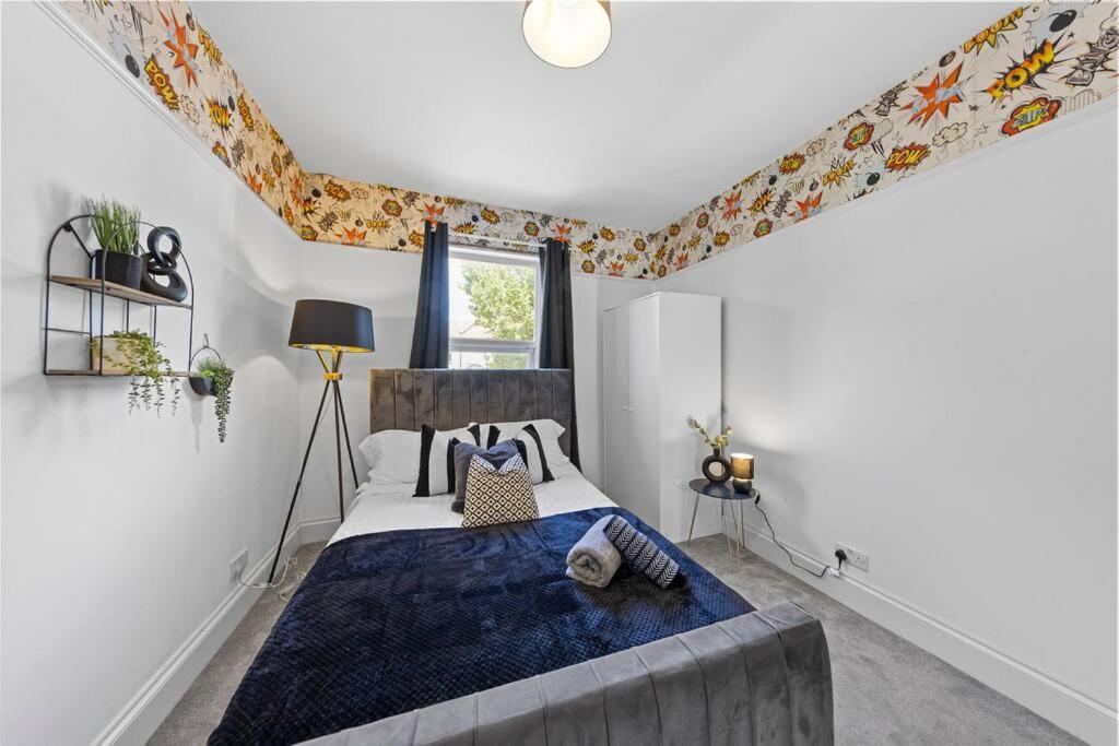 Lägenhet Charming Leytonstone 5 Bed -