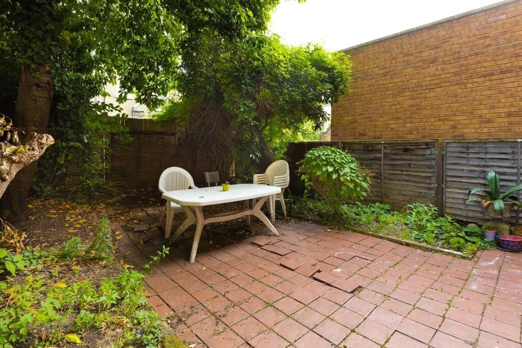 Appartamento Lovely Garden 2bd Flat In *
