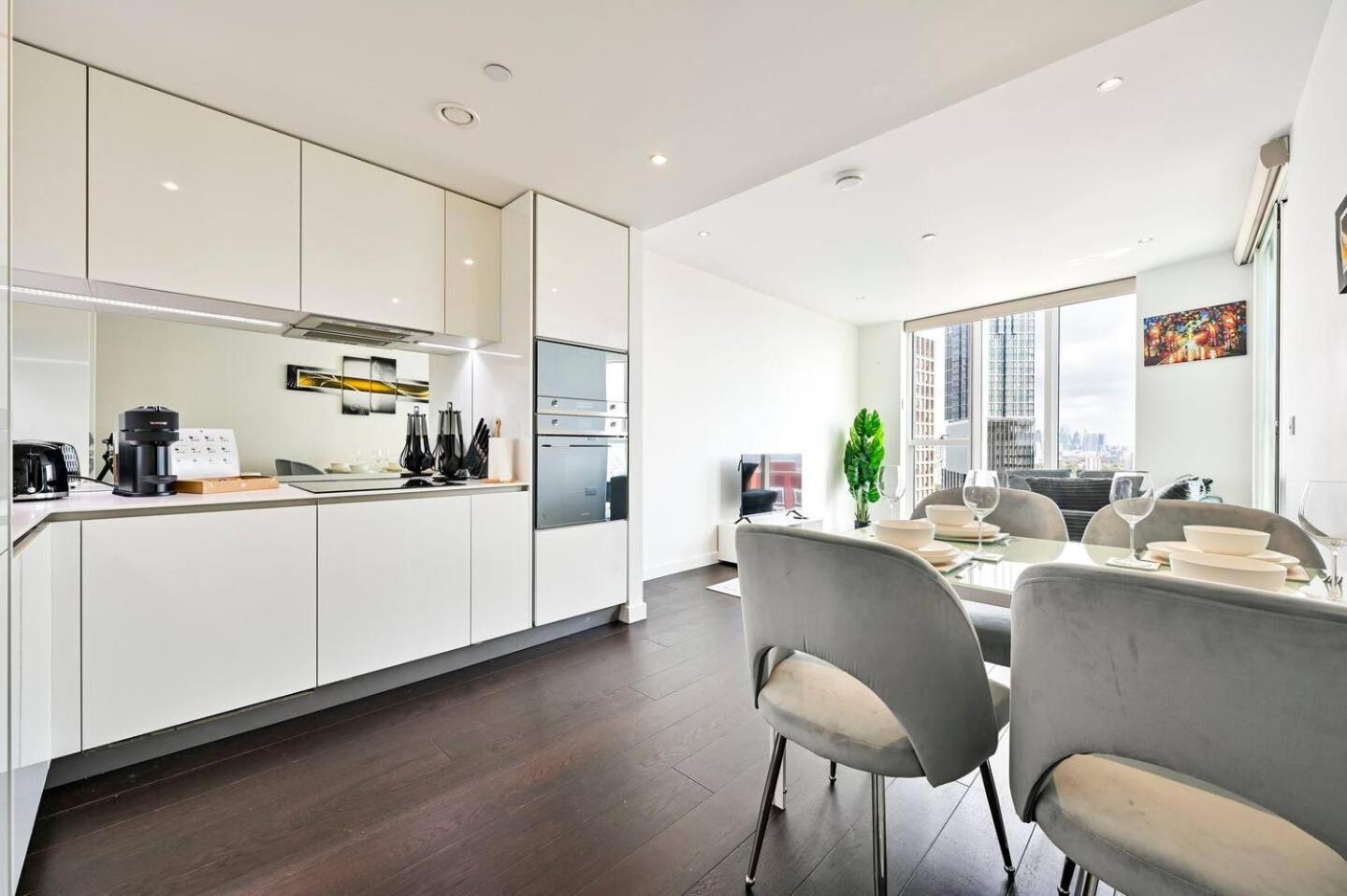 Appartement Luxury High-rise 21st Floor 2 Bedroom 2 Bath Flat *